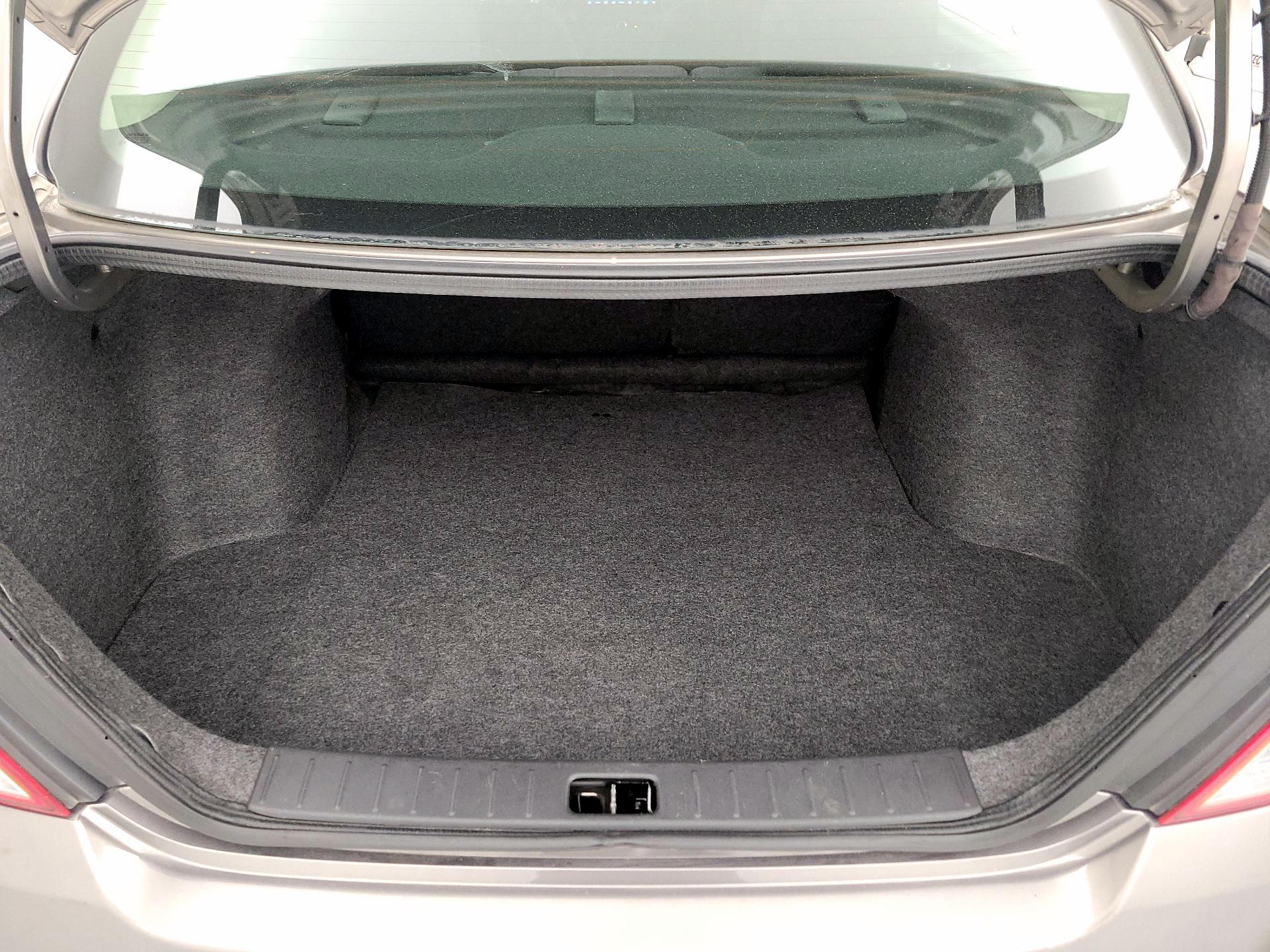 Thumbnail: 2017 Nissan Versa - 19