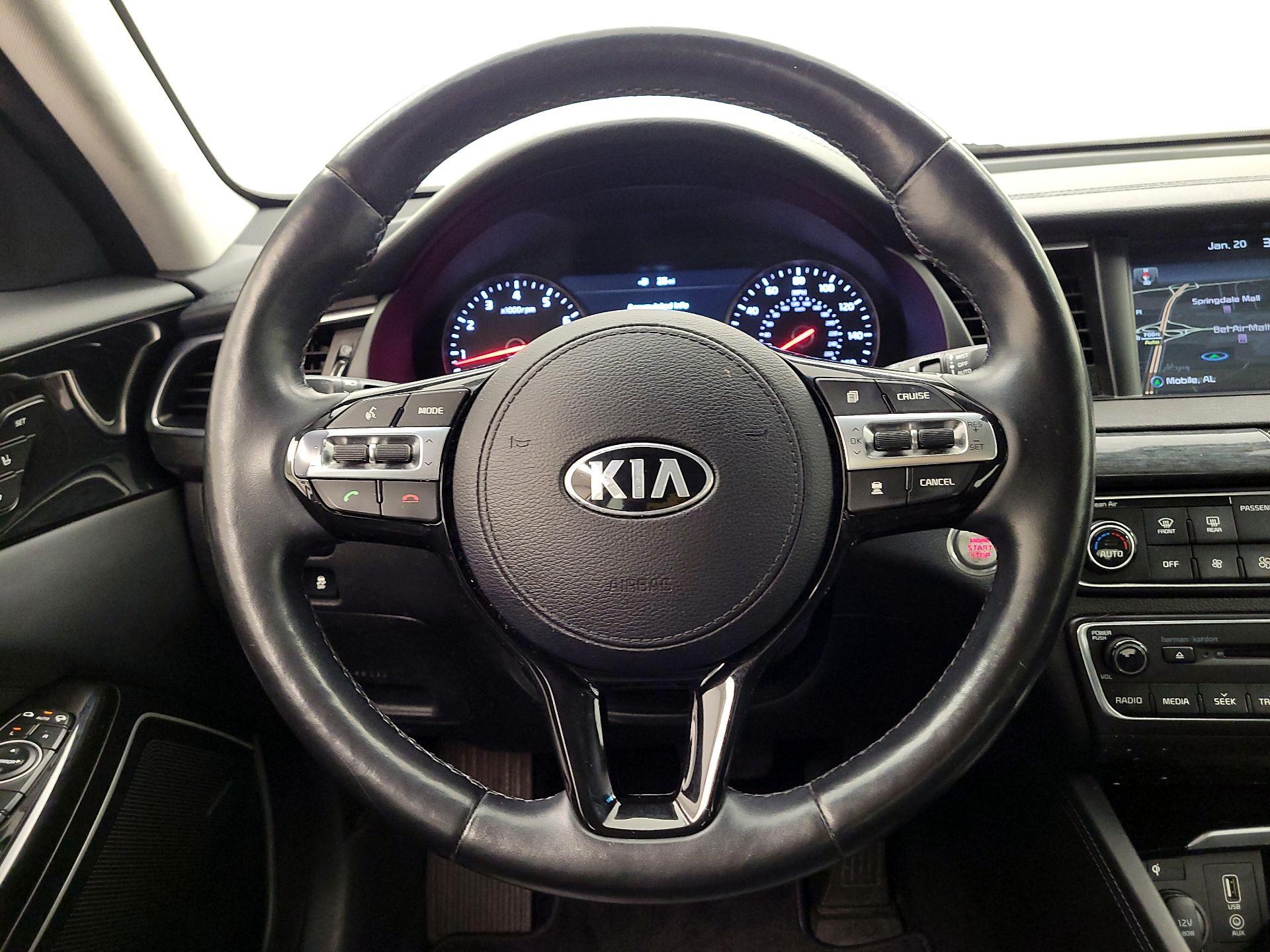 Thumbnail: 2017 Kia Cadenza - 10