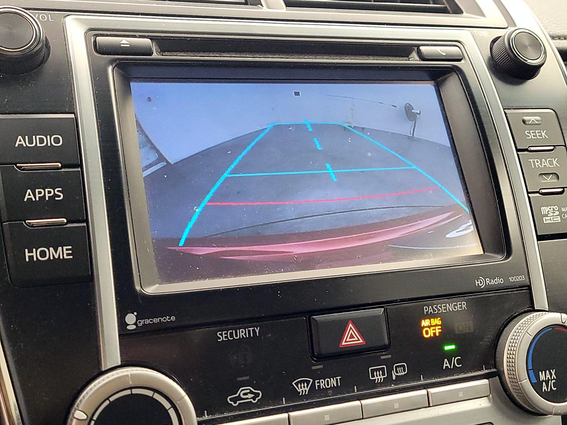 Thumbnail: 2014 Toyota Camry - 14