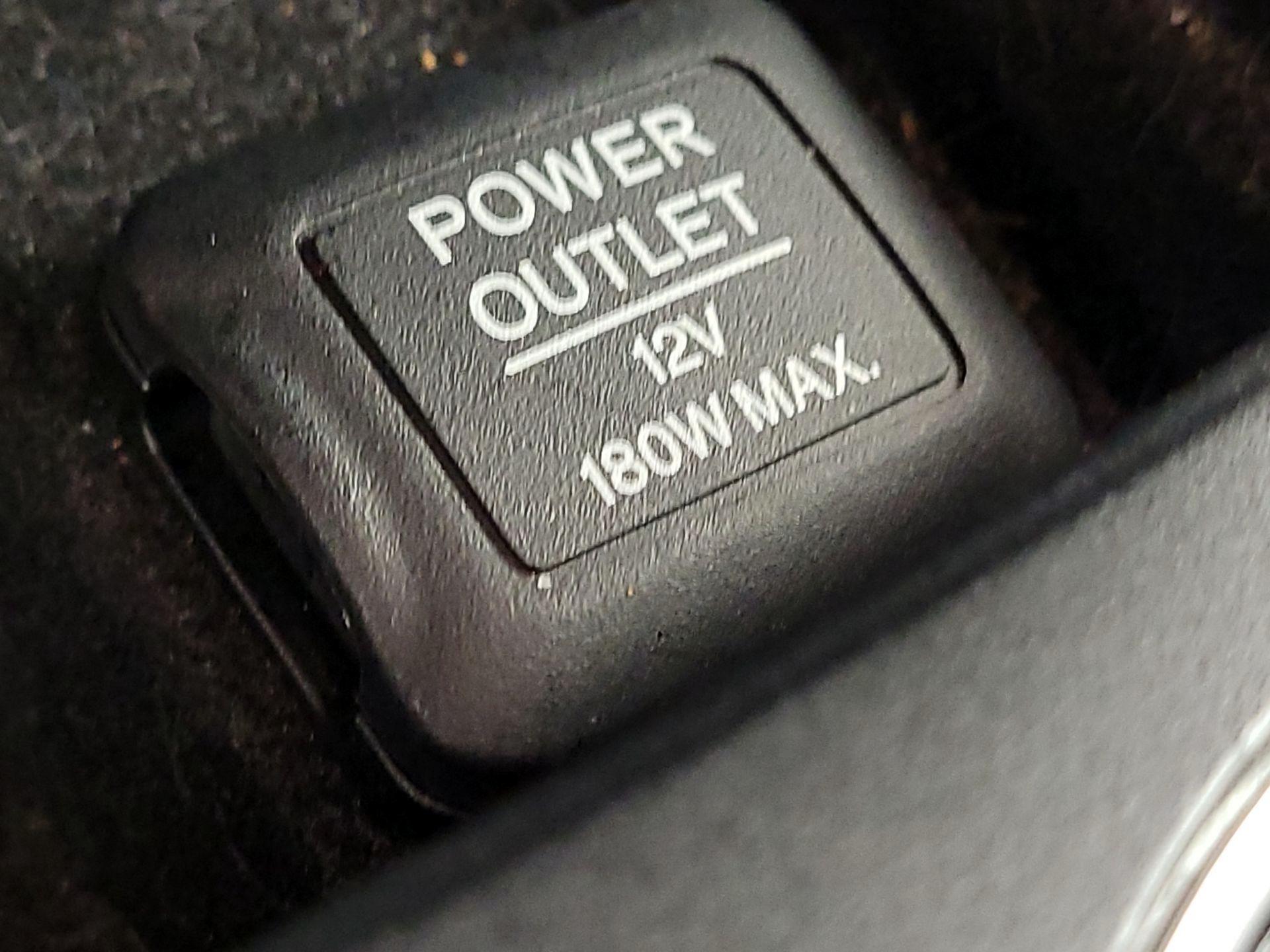 Thumbnail: 2017 Acura MDX - 18