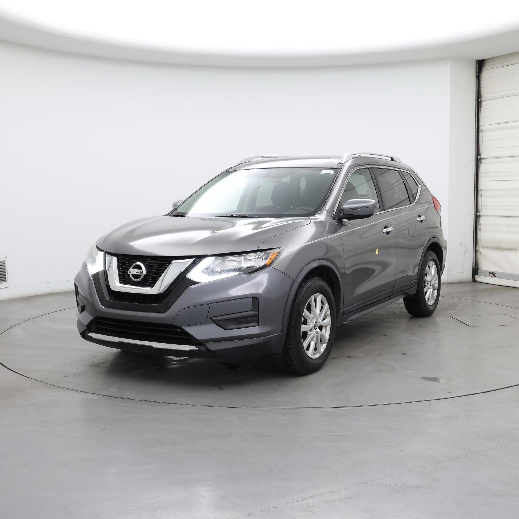 Thumbnail: 2017 Nissan Rogue - 4