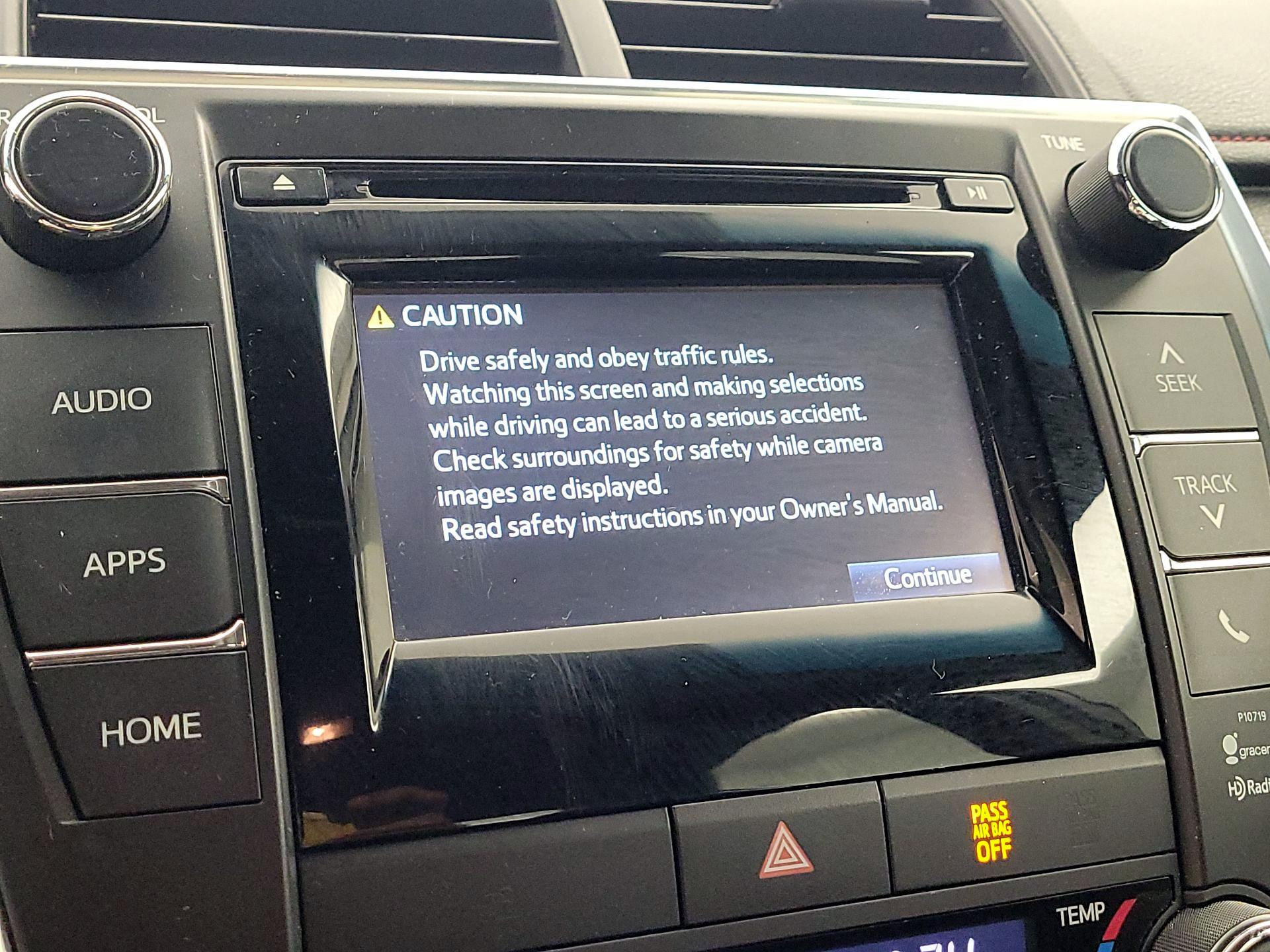 Thumbnail: 2015 Toyota Camry - 15