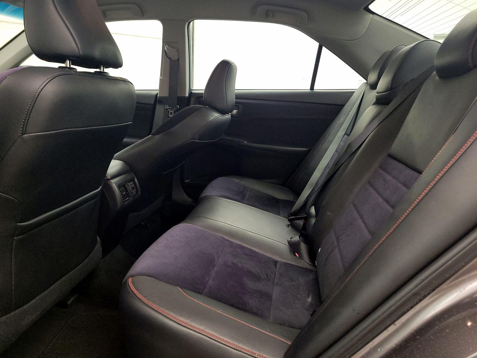 Thumbnail: 2015 Toyota Camry - 19