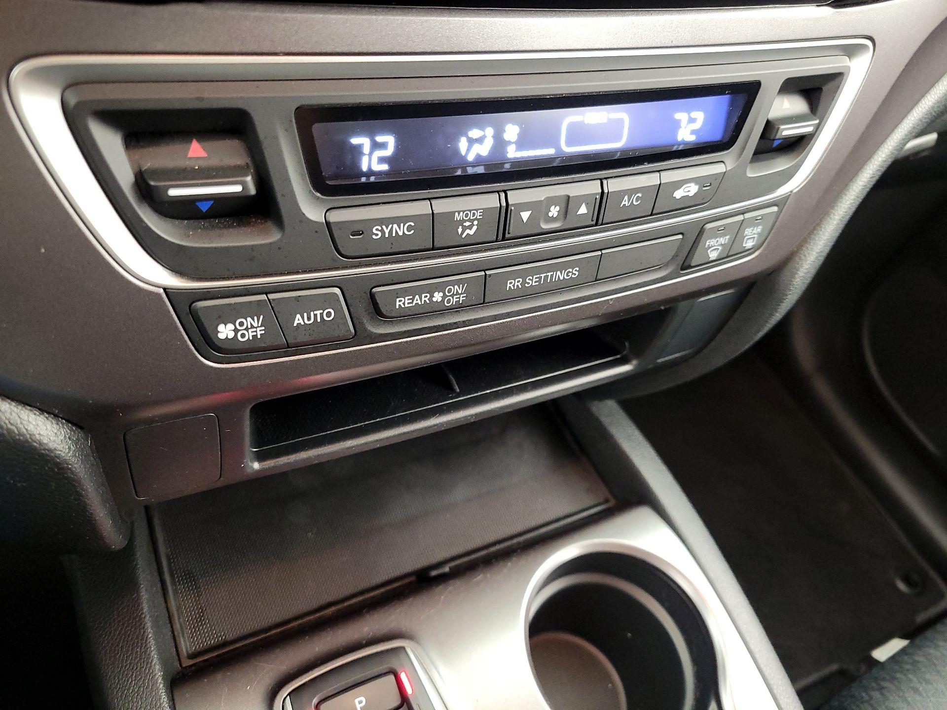 Thumbnail: 2020 Honda Ridgeline - 16