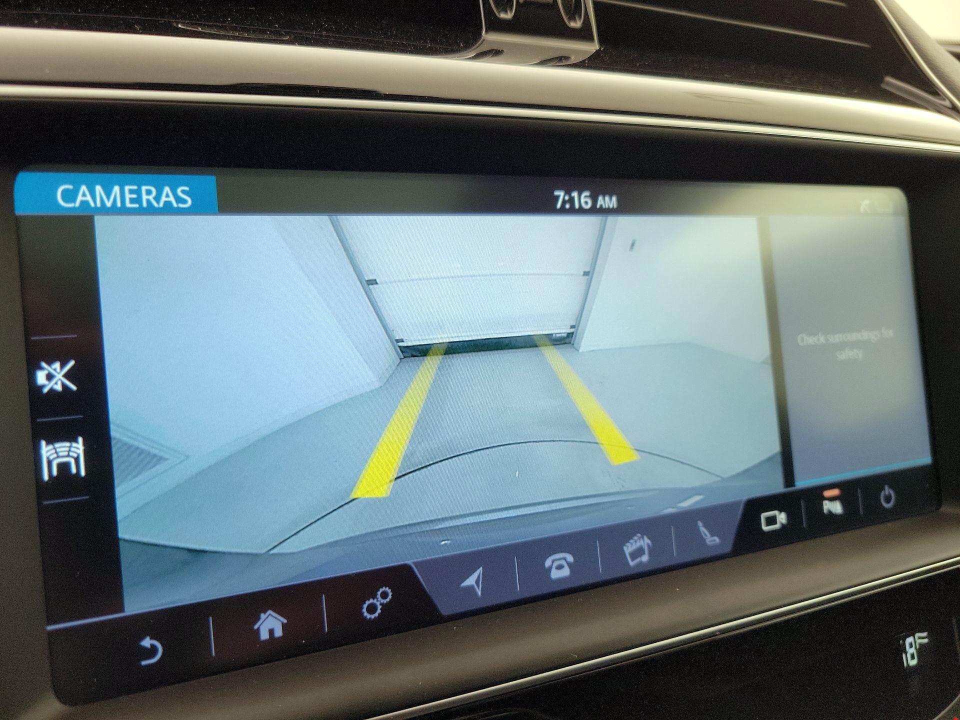 Thumbnail: 2019 Jaguar F-Pace - 14