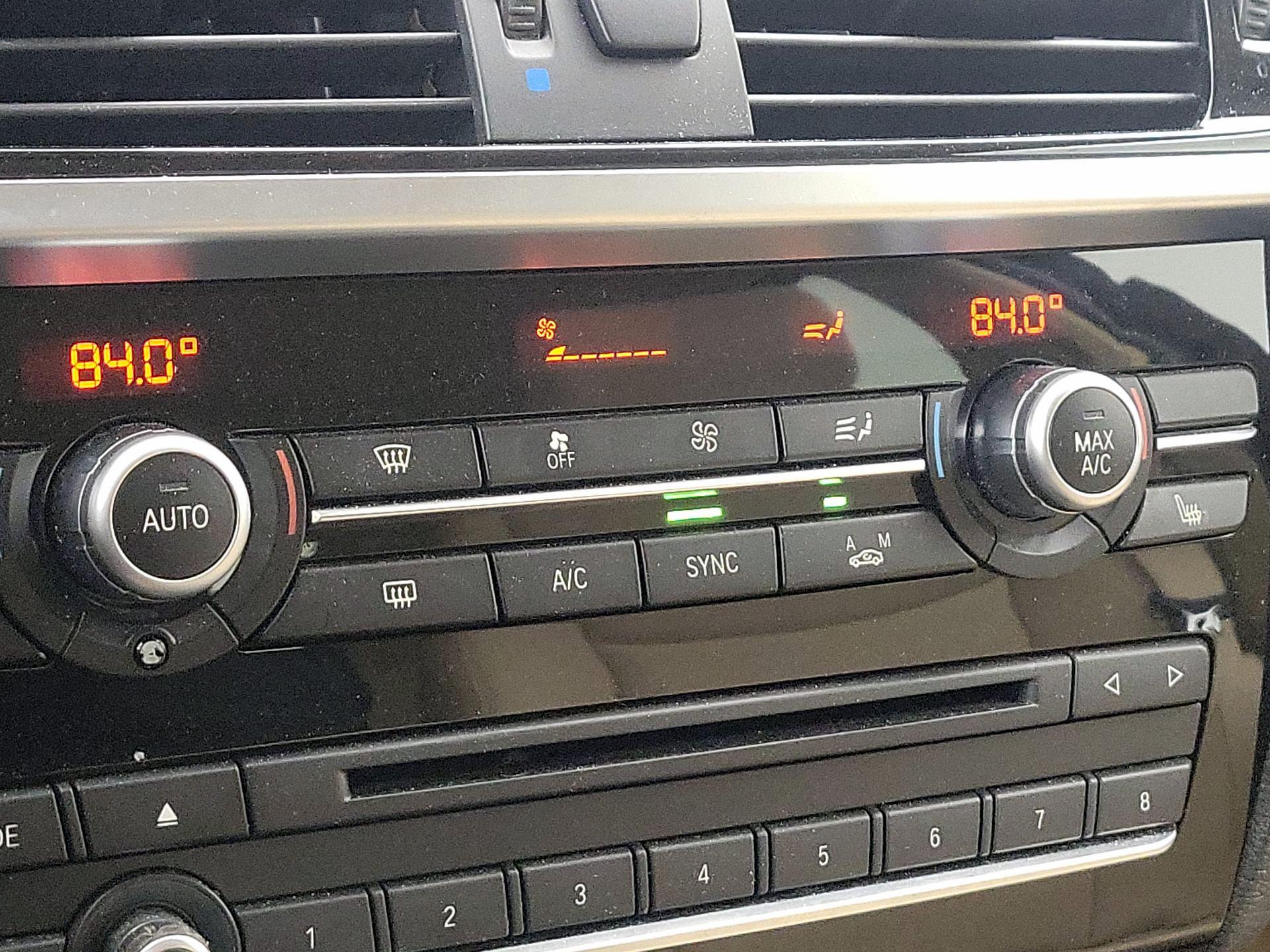 Thumbnail: 2016 BMW X3 - 16