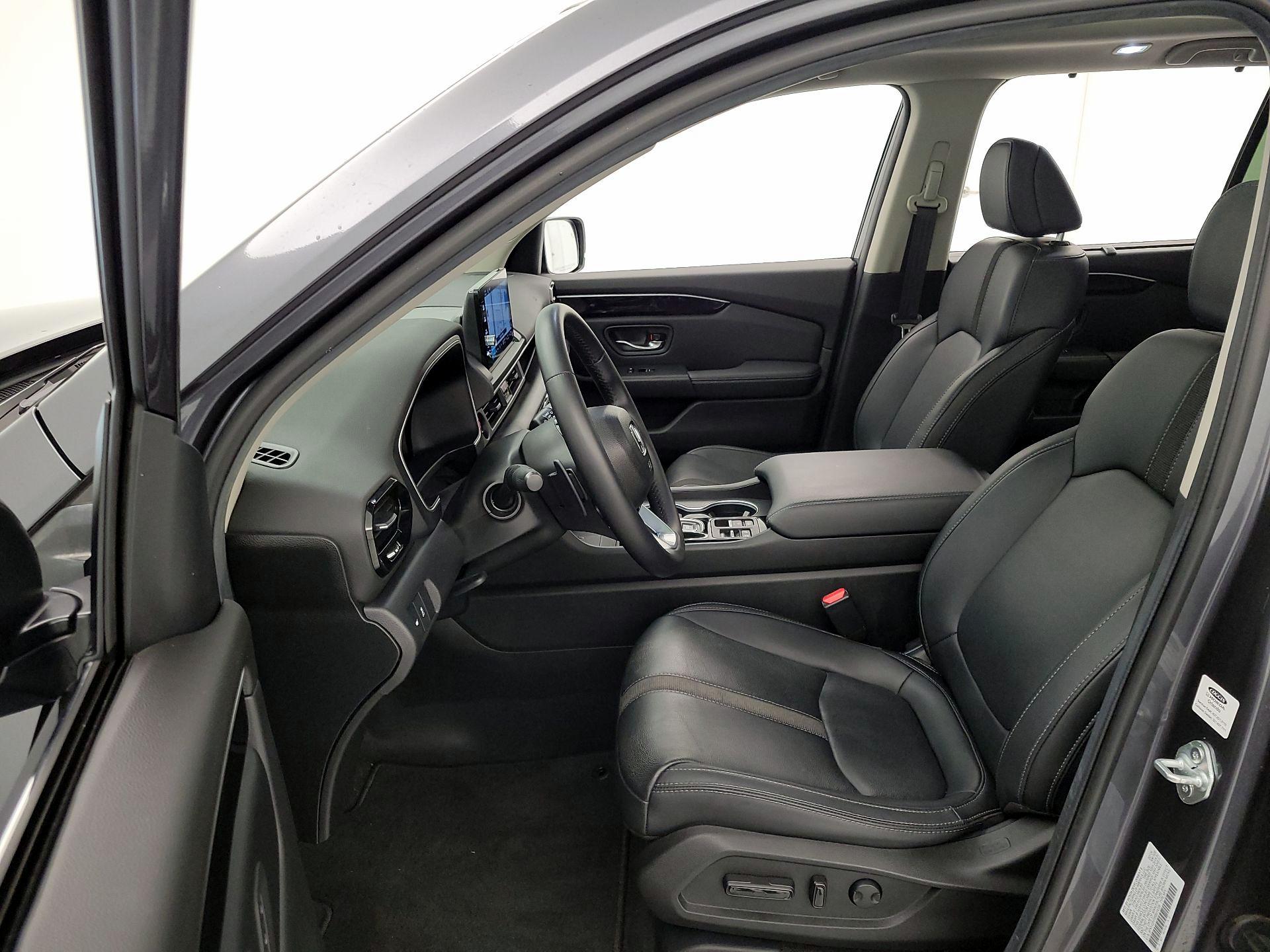 Thumbnail: 2024 Honda Pilot - 11