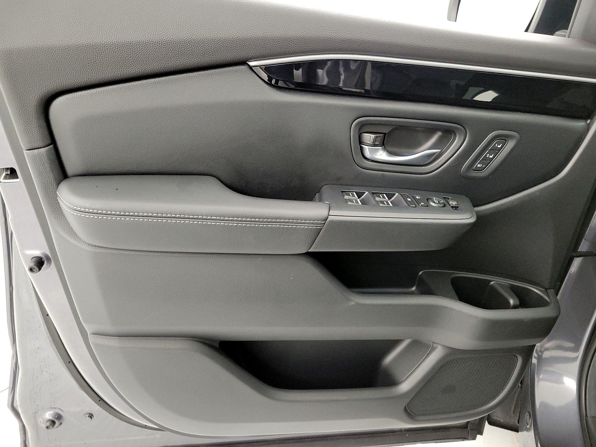 Thumbnail: 2024 Honda Pilot - 12