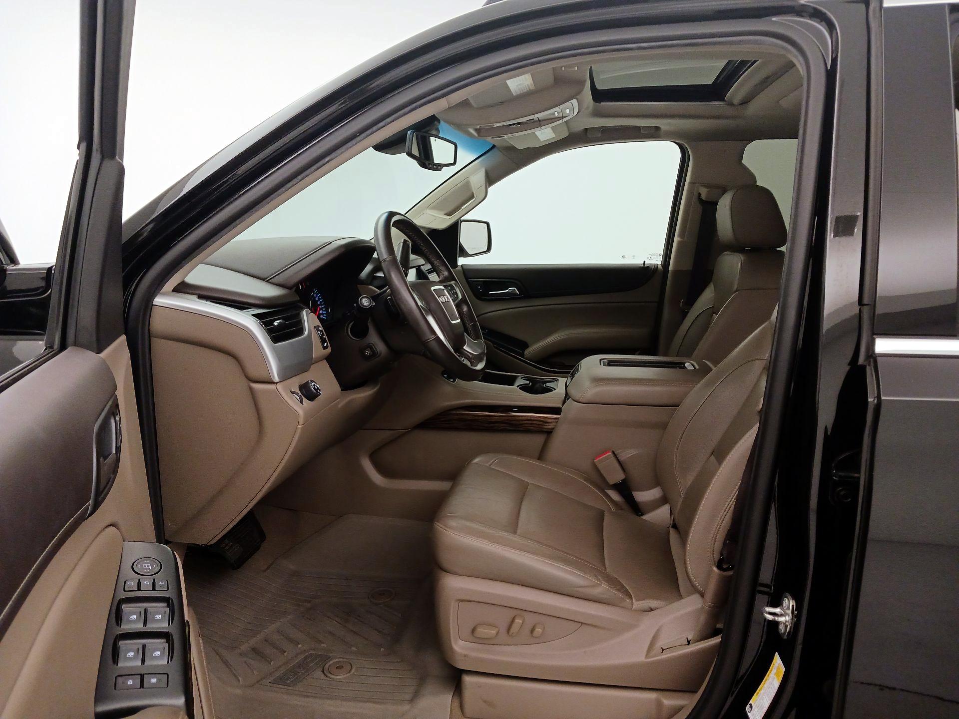 Thumbnail: 2020 GMC Yukon XL - 11