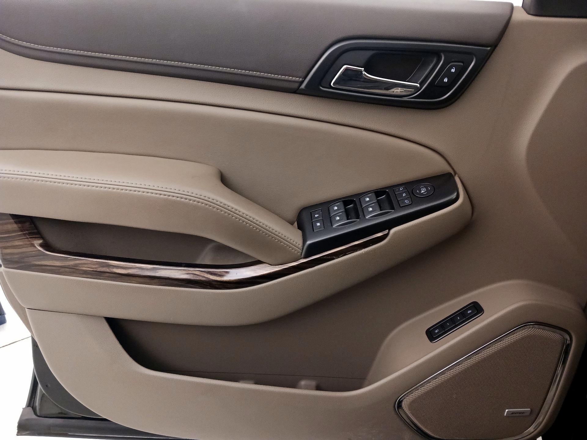 Thumbnail: 2020 GMC Yukon XL - 12