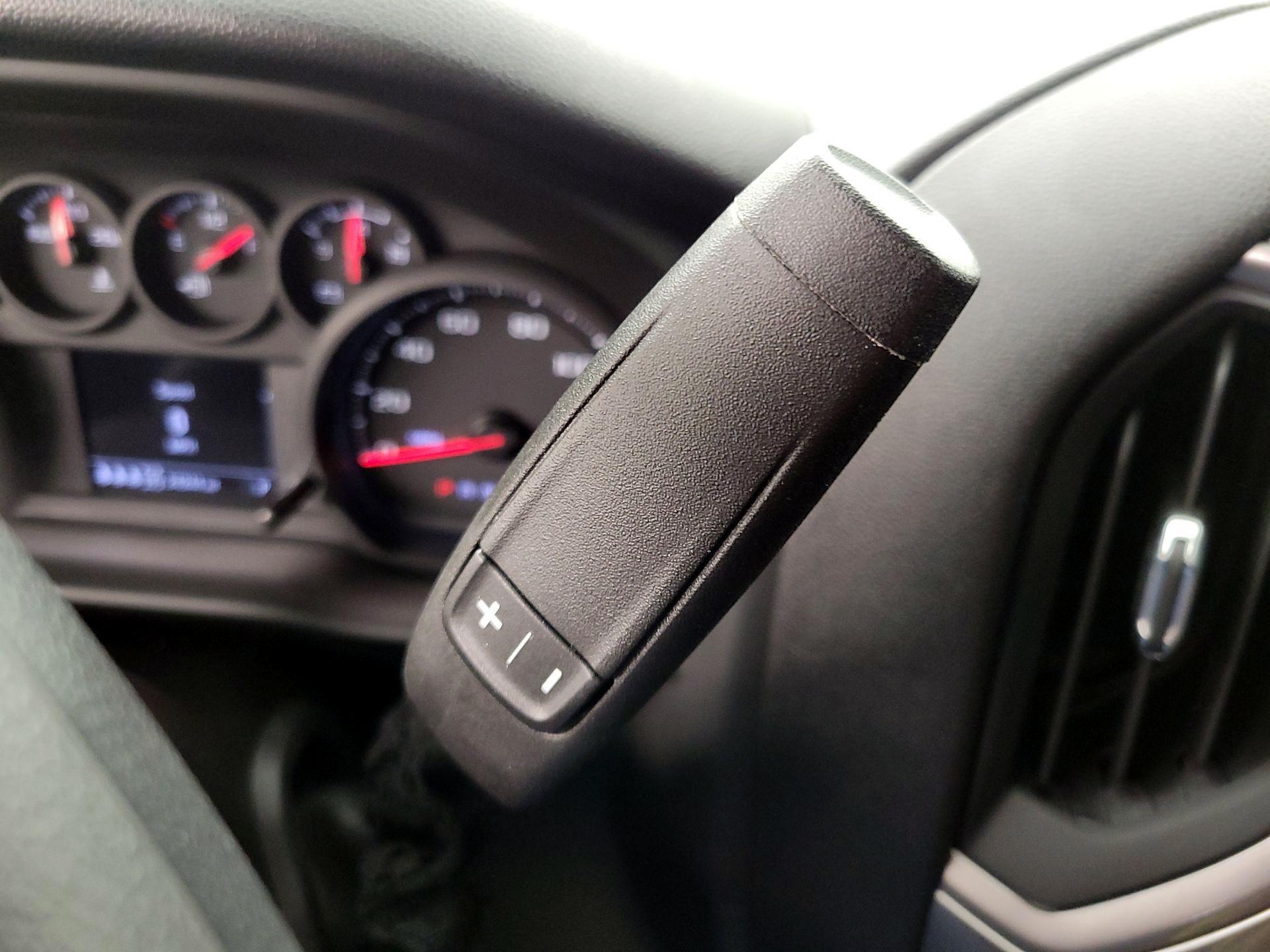 Thumbnail: 2025 Chevrolet Silverado 2500 - 17