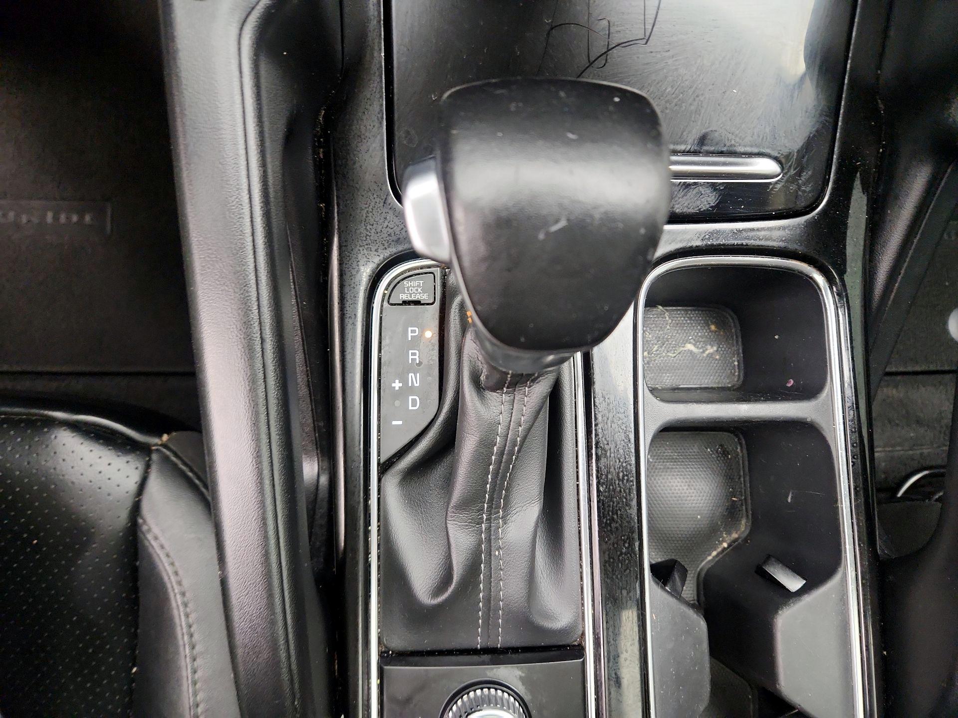 Thumbnail: 2022 Kia Telluride - 18