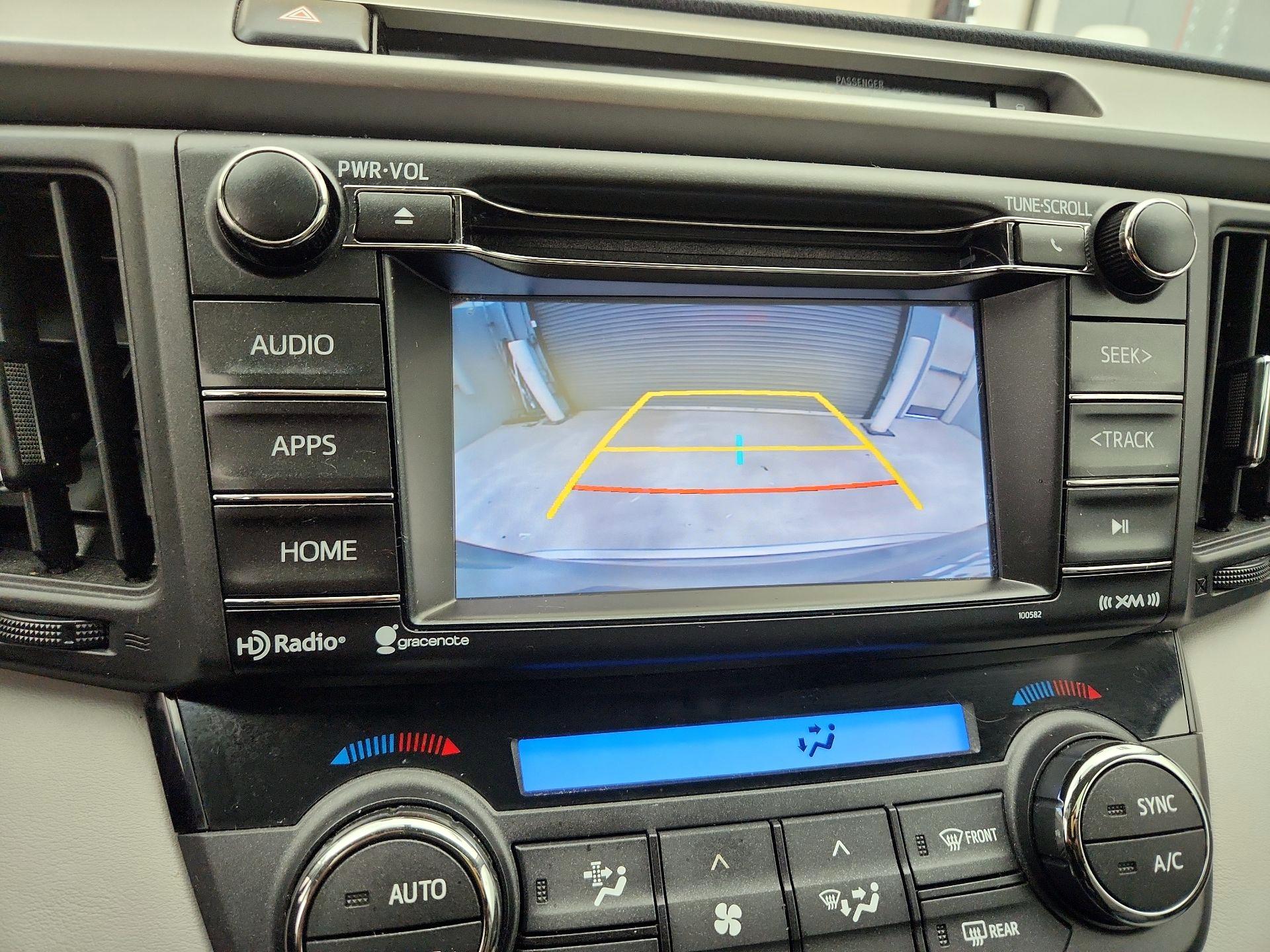 Thumbnail: 2016 Toyota RAV4 - 14