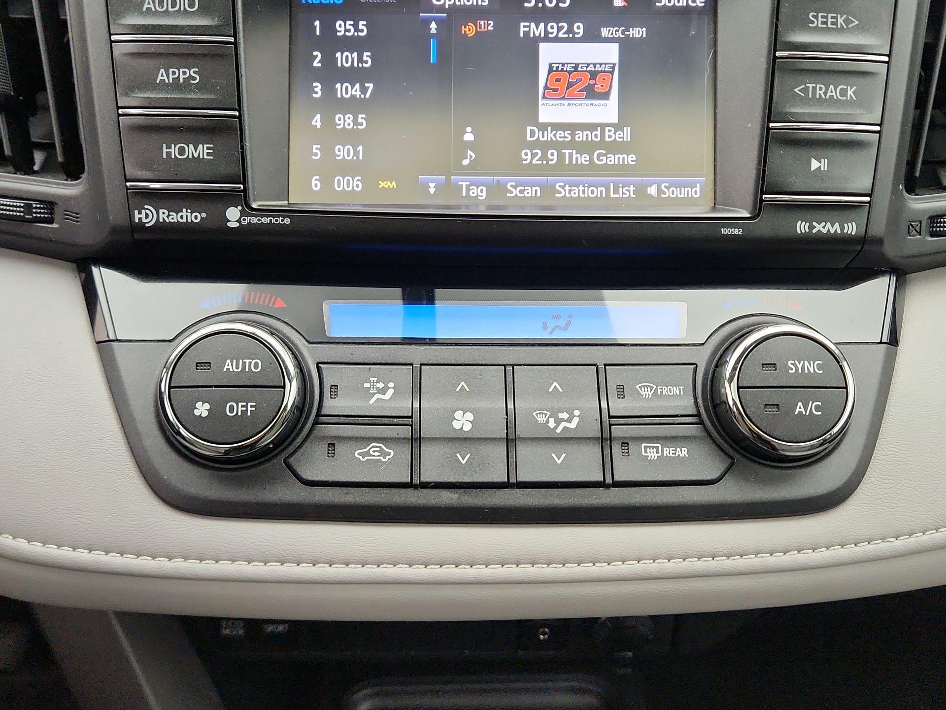 Thumbnail: 2016 Toyota RAV4 - 16