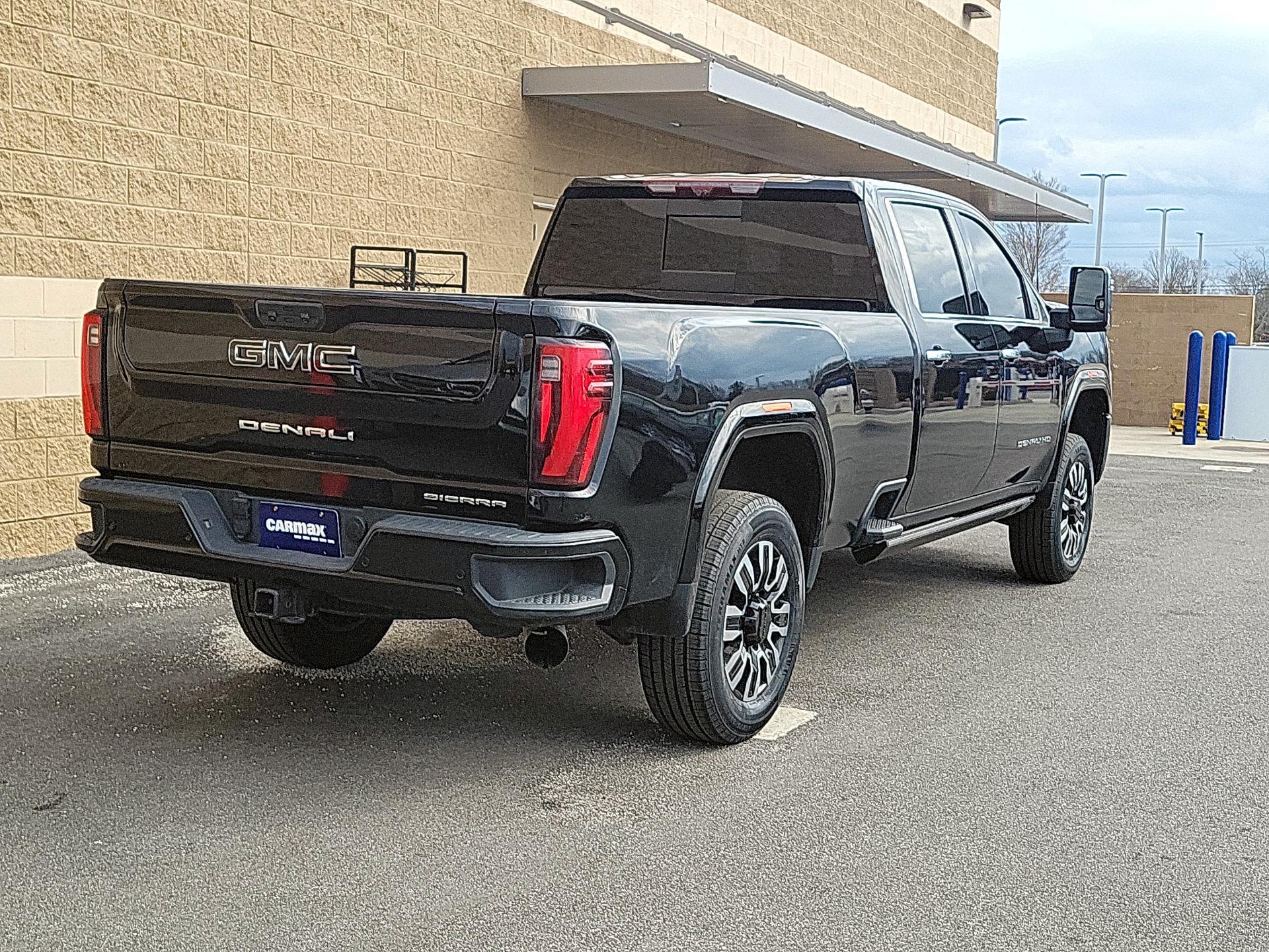 Thumbnail: 2024 GMC Sierra 3500 - 5