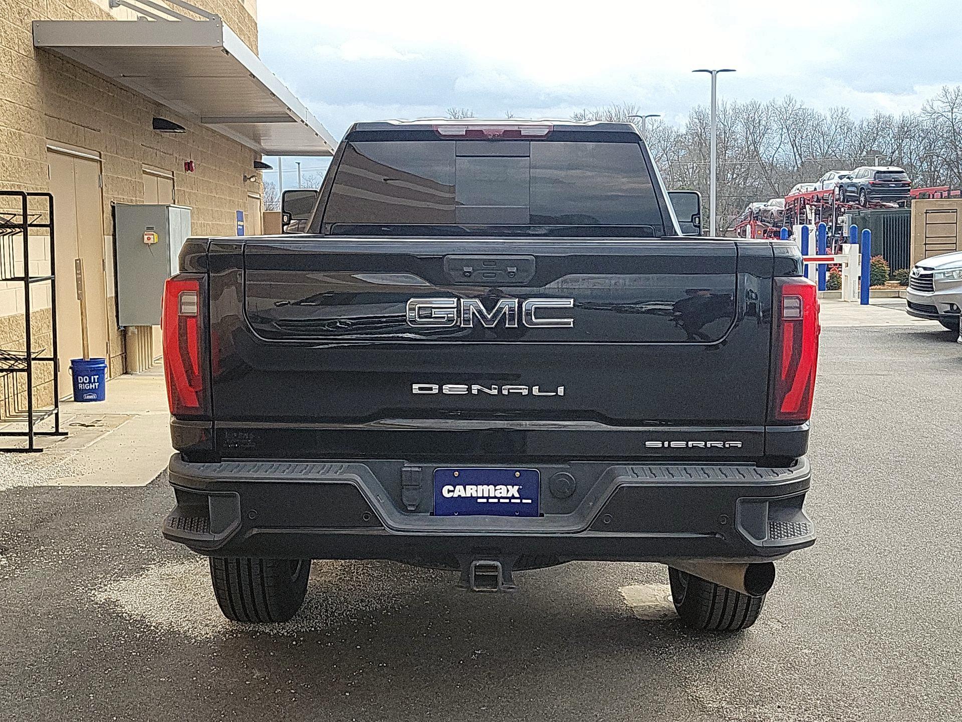 Thumbnail: 2024 GMC Sierra 3500 - 6