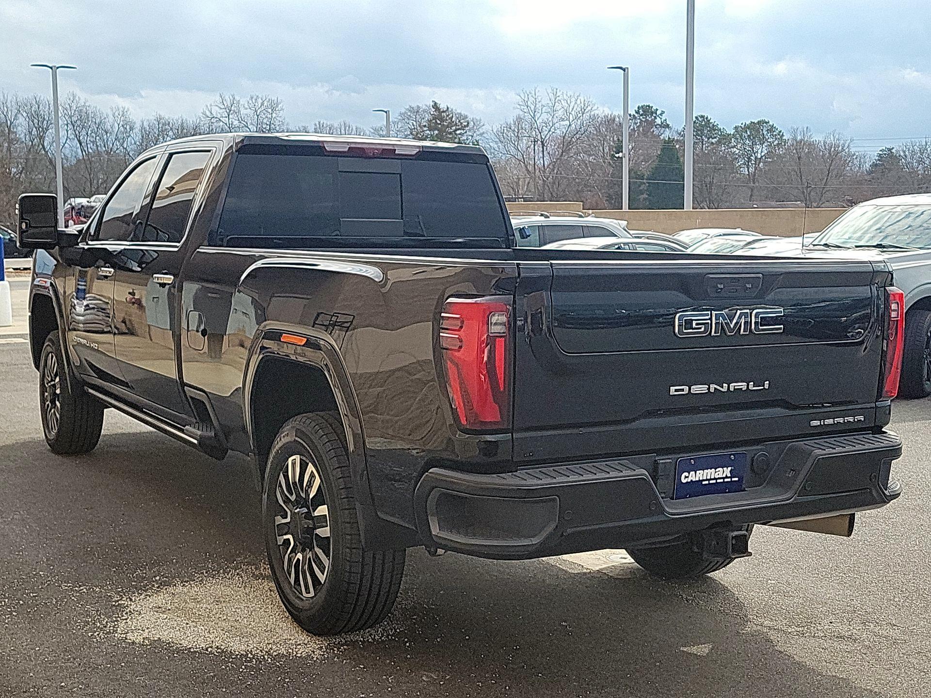 Thumbnail: 2024 GMC Sierra 3500 - 7