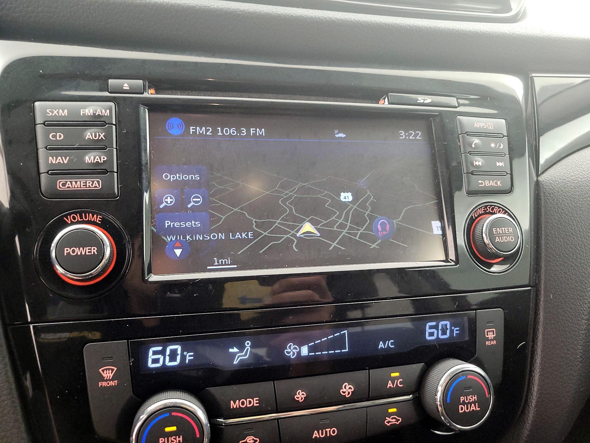 Thumbnail: 2018 Nissan Rogue Sport - 14