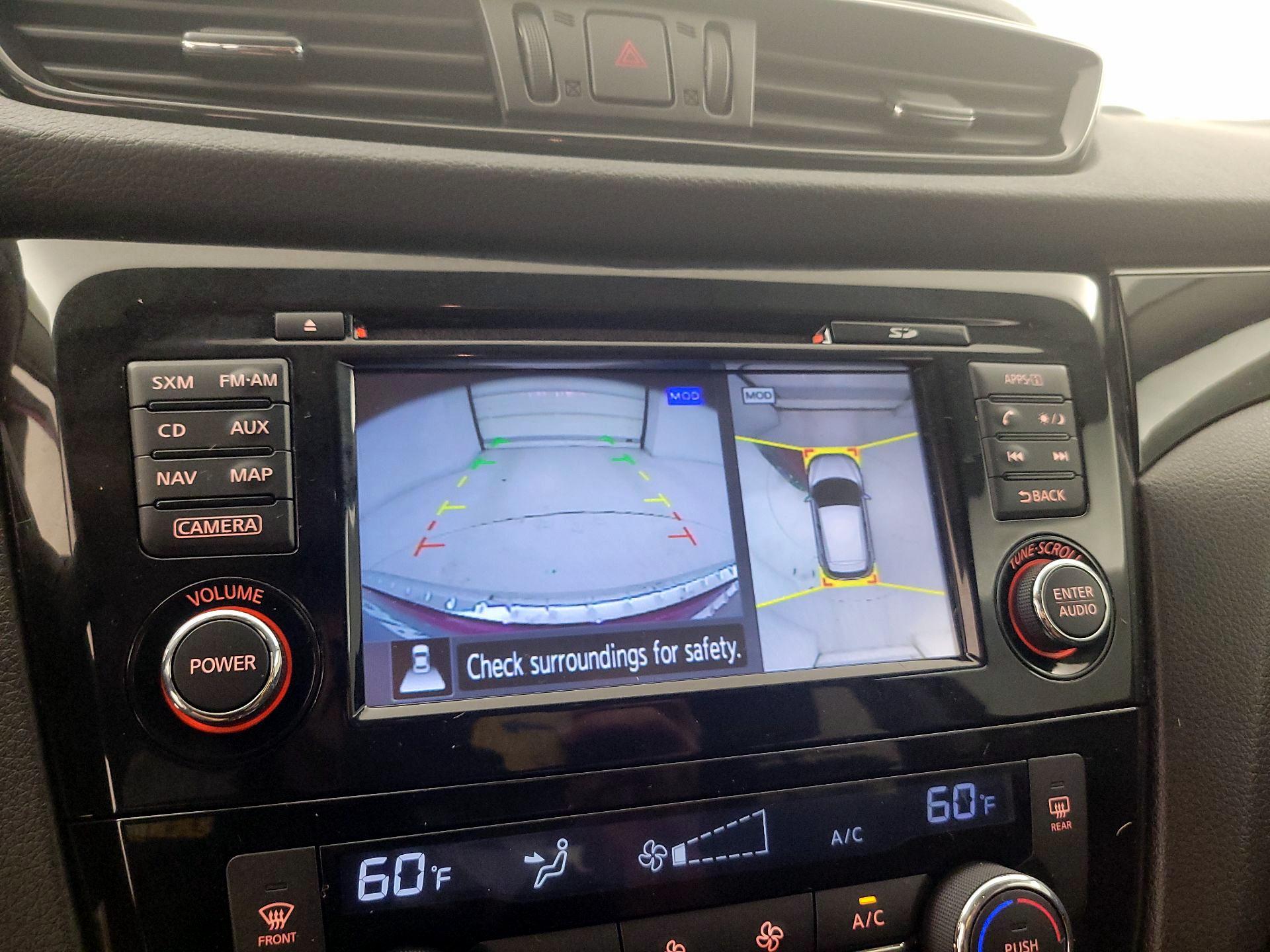 Thumbnail: 2018 Nissan Rogue Sport - 15