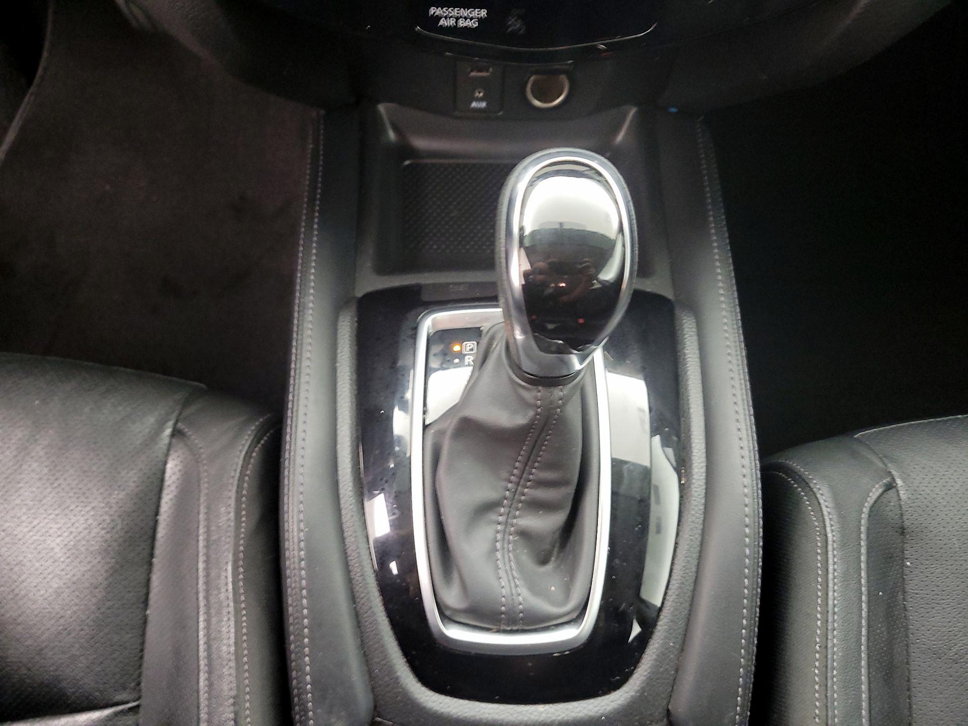 Thumbnail: 2018 Nissan Rogue Sport - 18