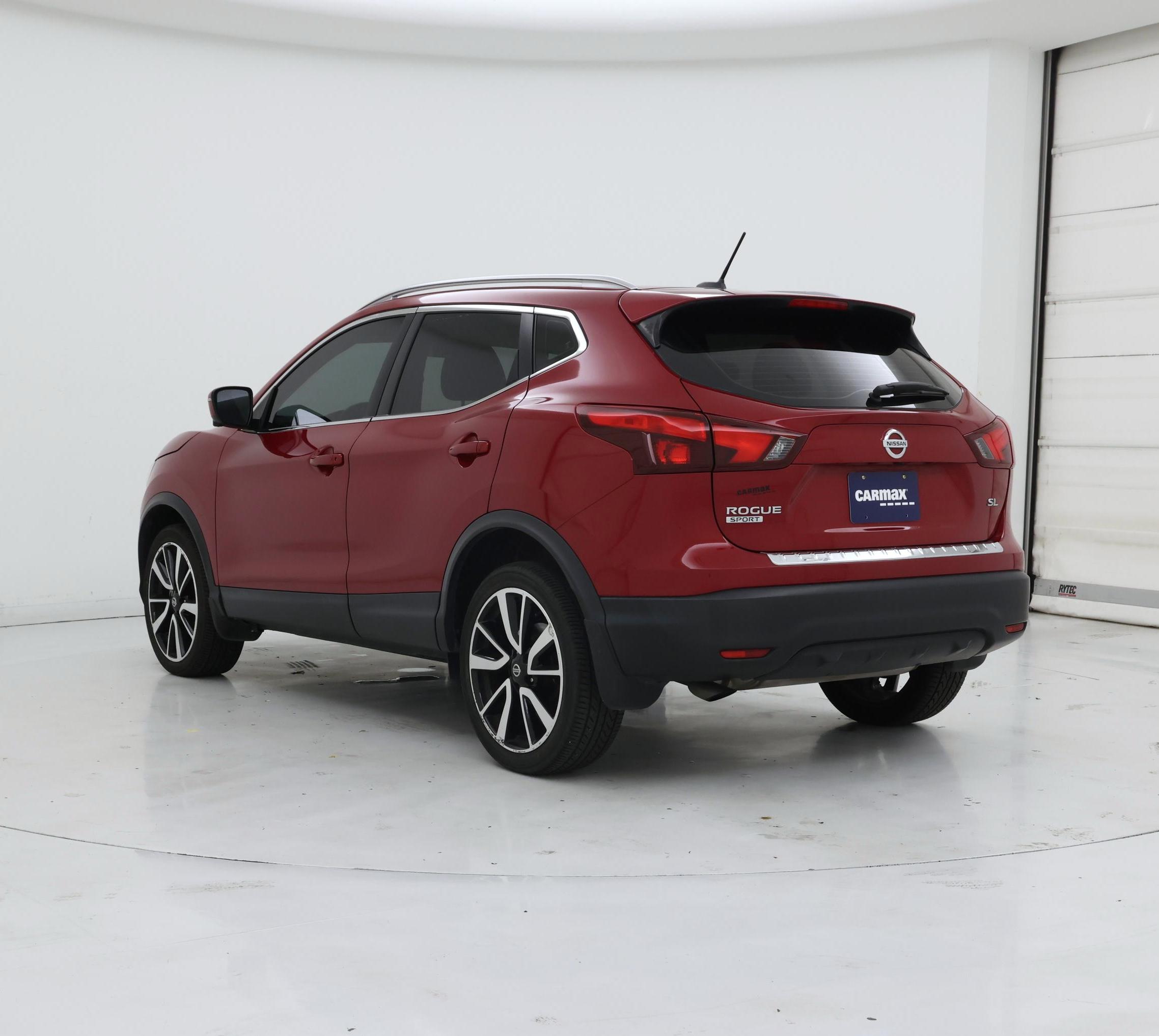 Thumbnail: 2018 Nissan Rogue Sport - 2