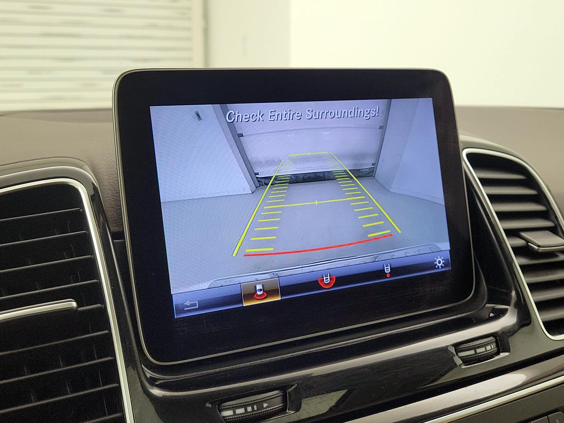 Thumbnail: 2018 Mercedes-Benz GLE - 15