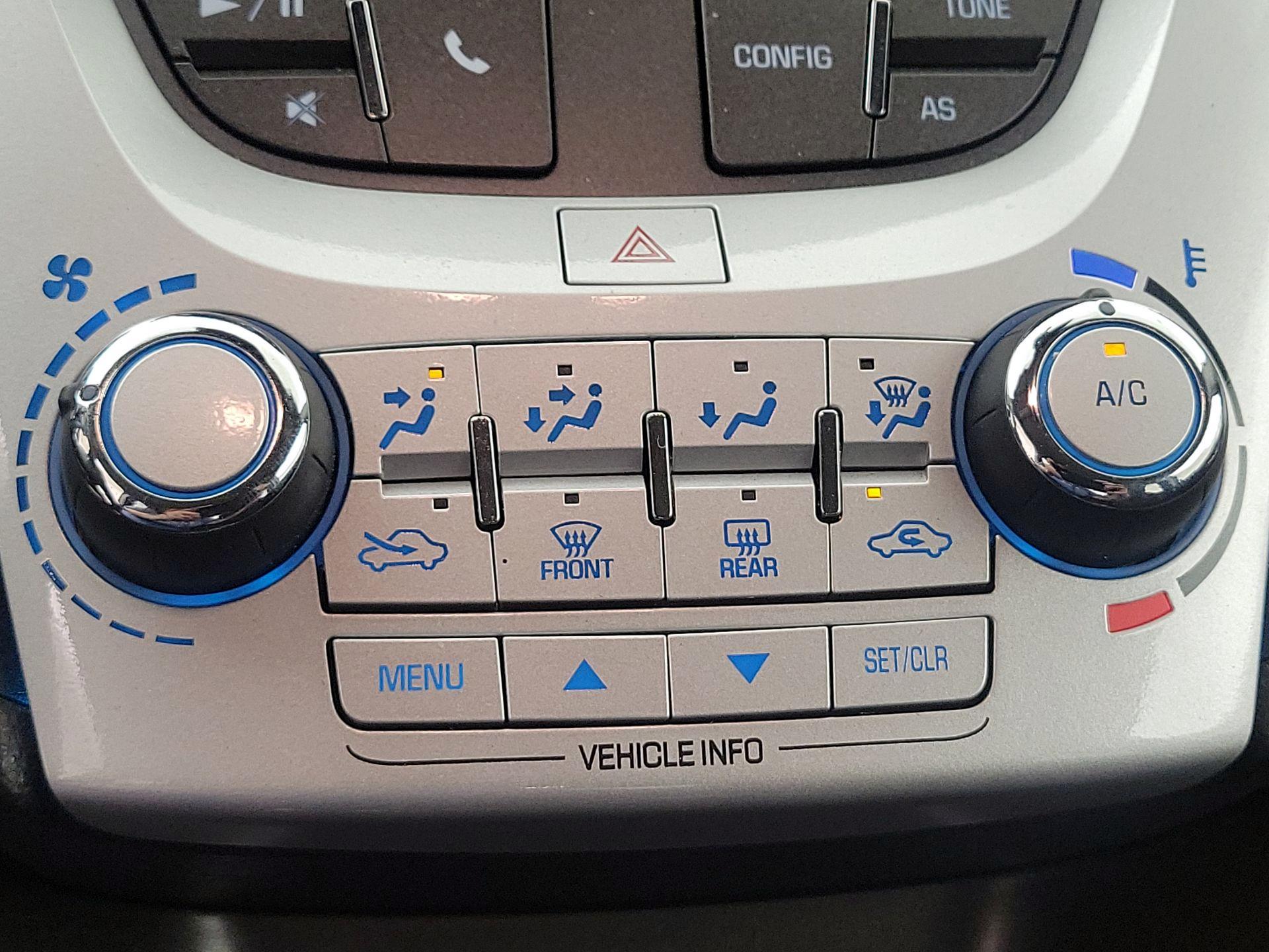 Thumbnail: 2016 Chevrolet Equinox - 16