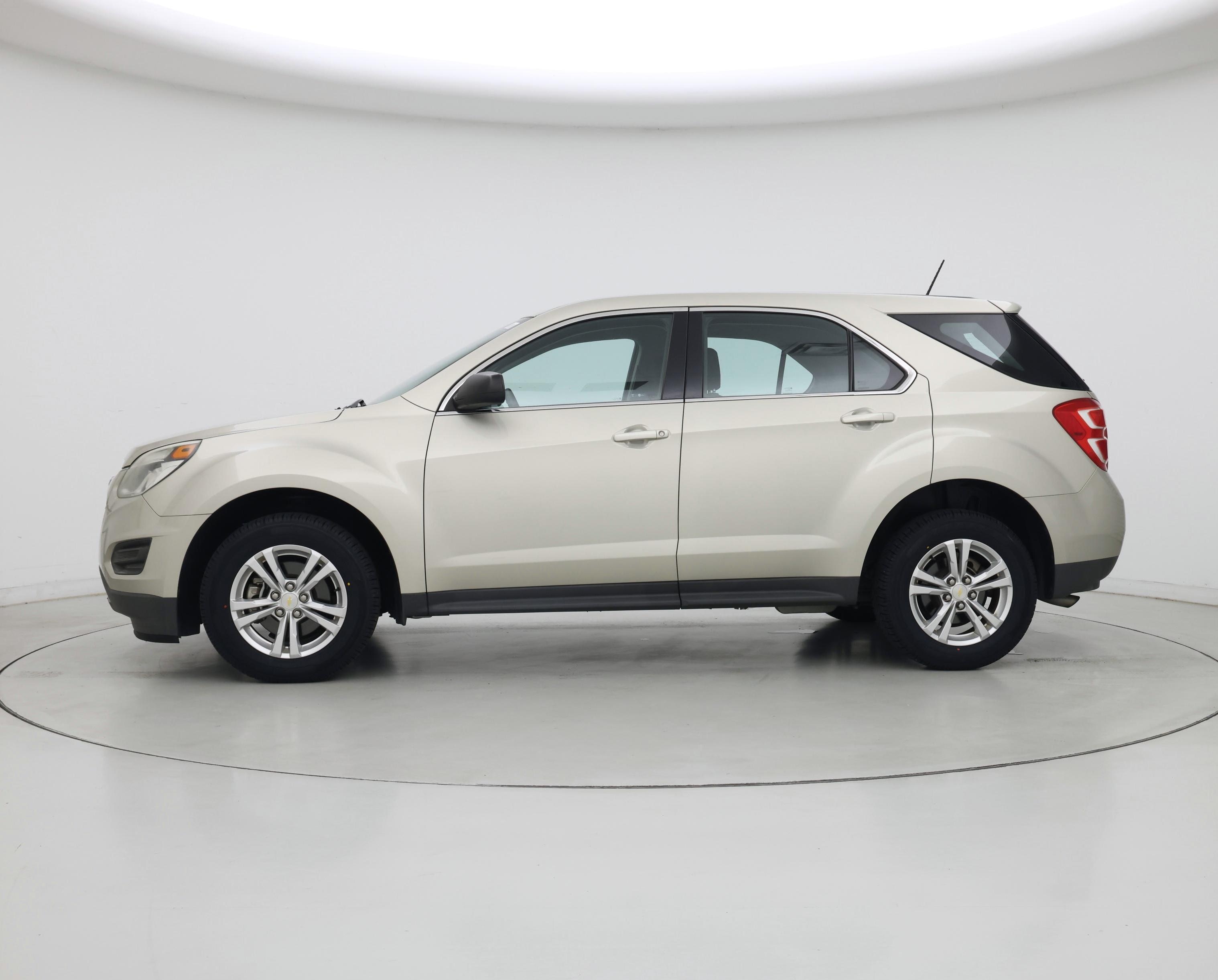 Thumbnail: 2016 Chevrolet Equinox - 3