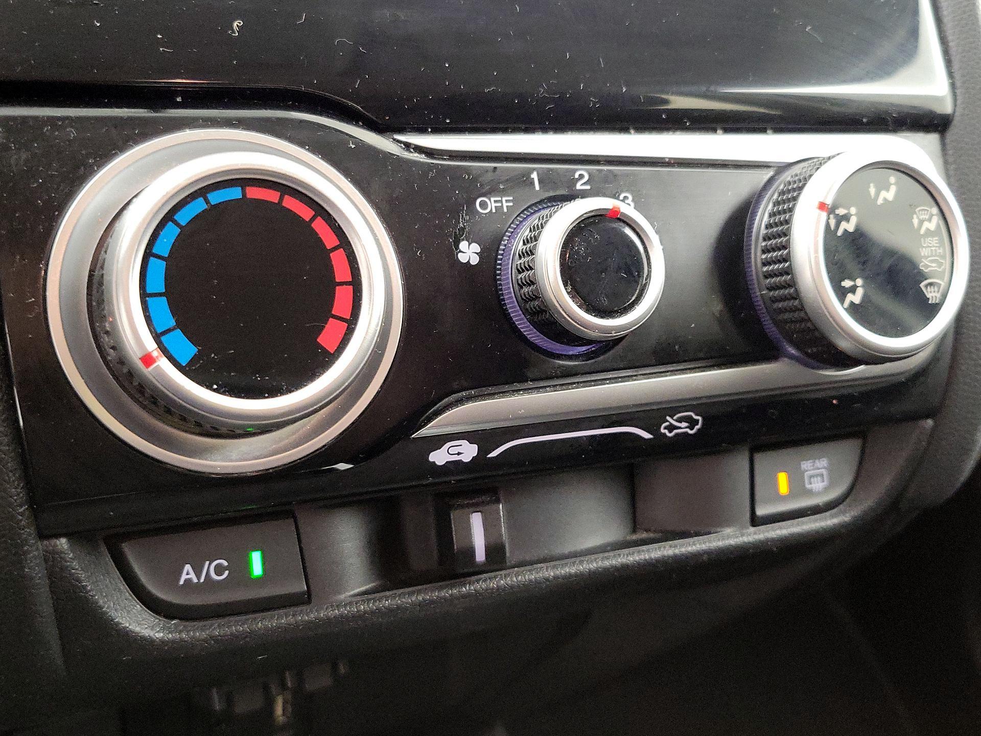 Thumbnail: 2016 Honda Fit - 16