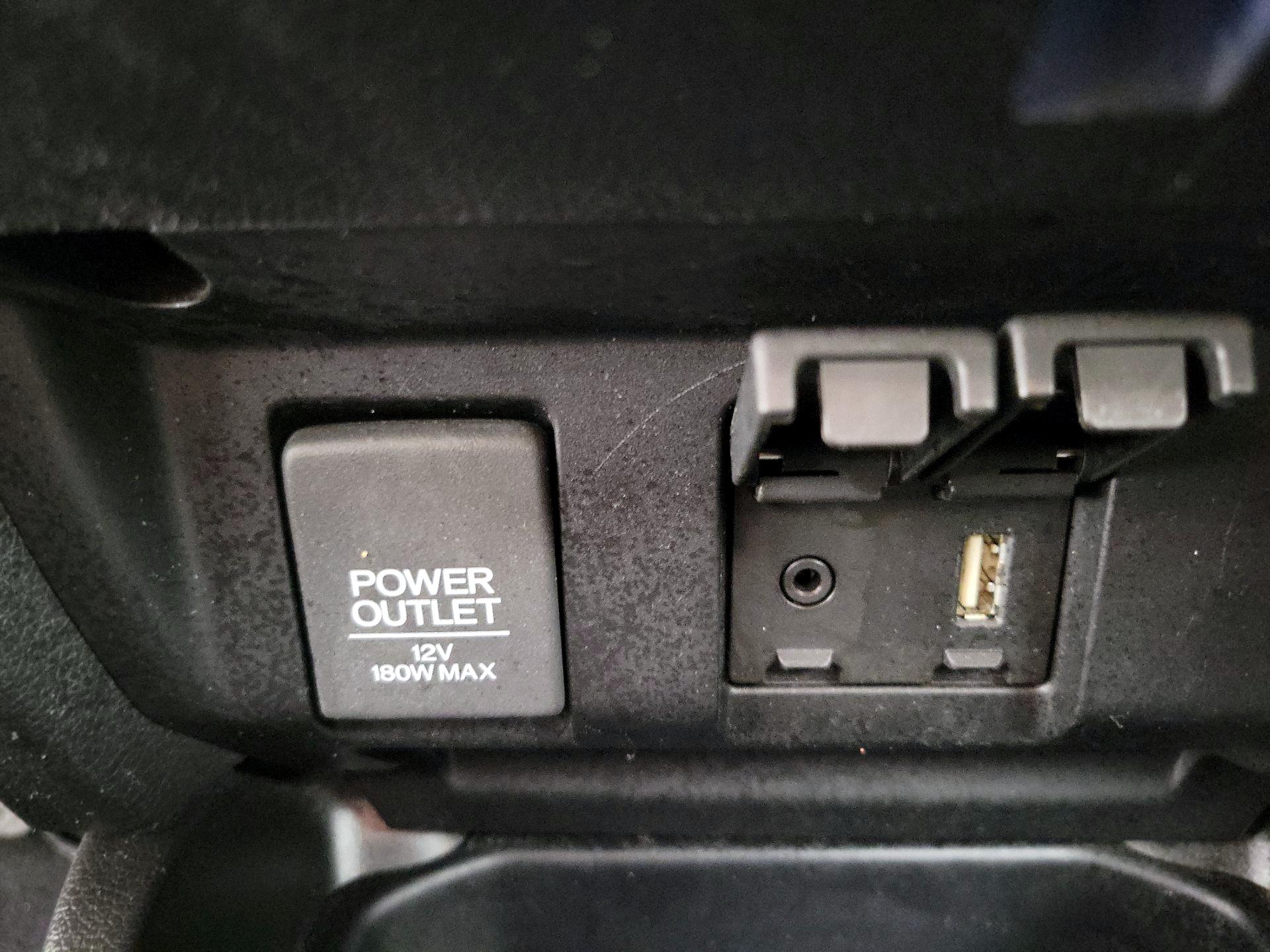 Thumbnail: 2016 Honda Fit - 18