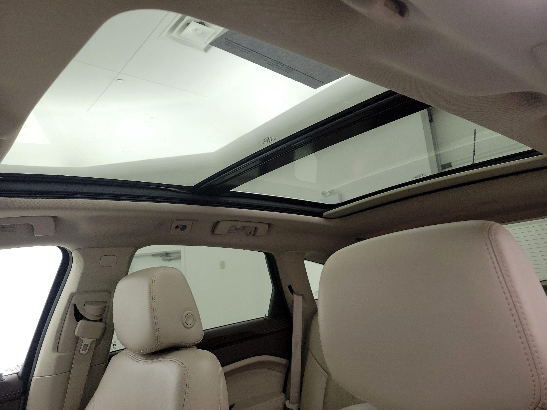 Thumbnail: 2016 Cadillac SRX - 20