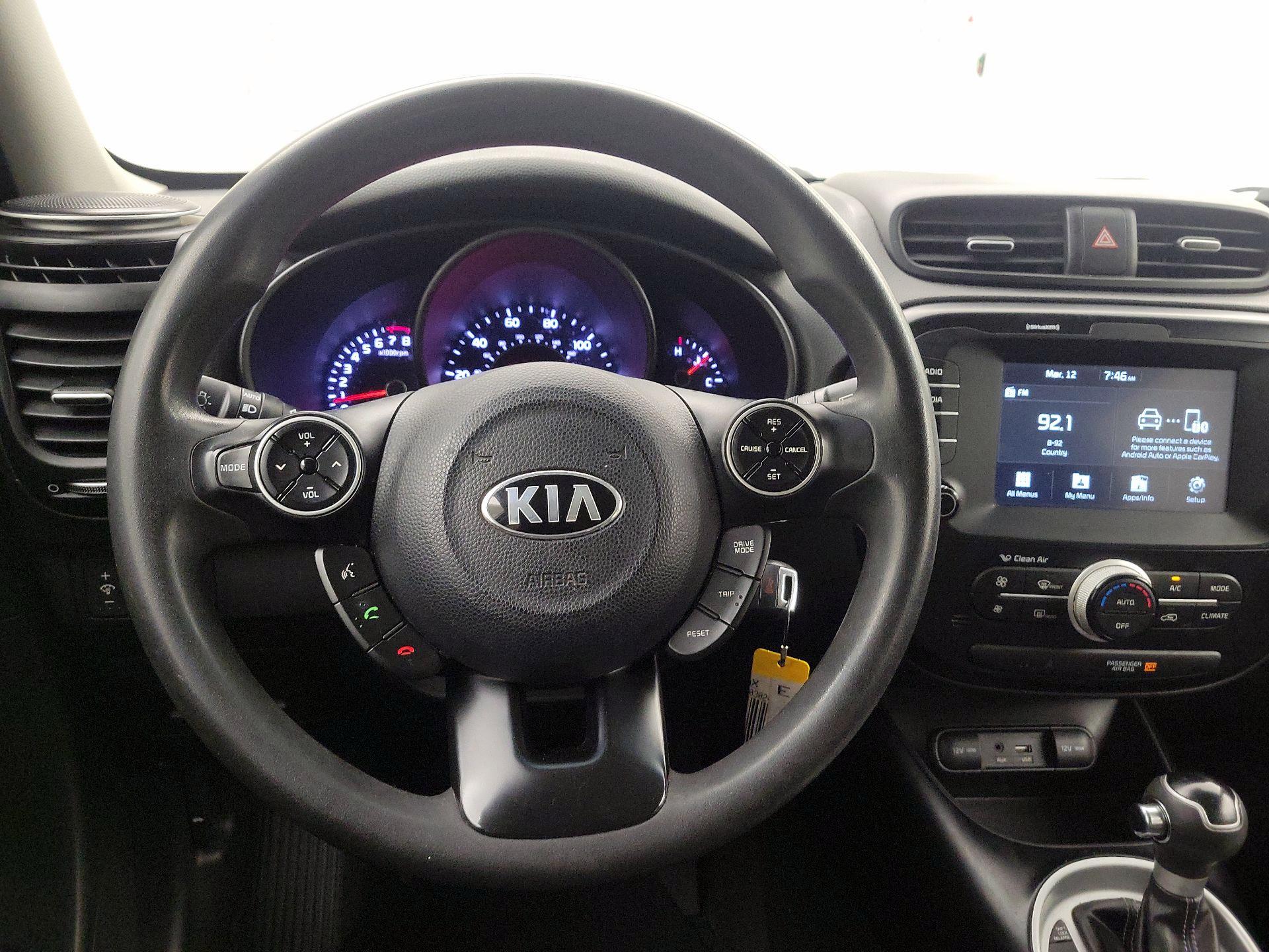 Thumbnail: 2019 Kia Soul - 10