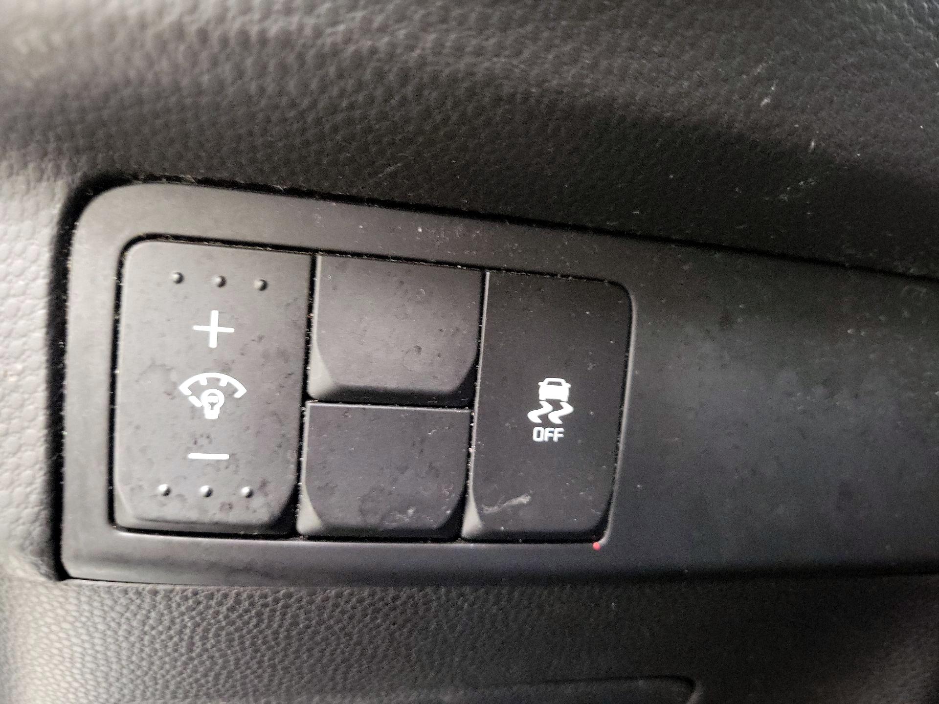 Thumbnail: 2019 Kia Soul - 13