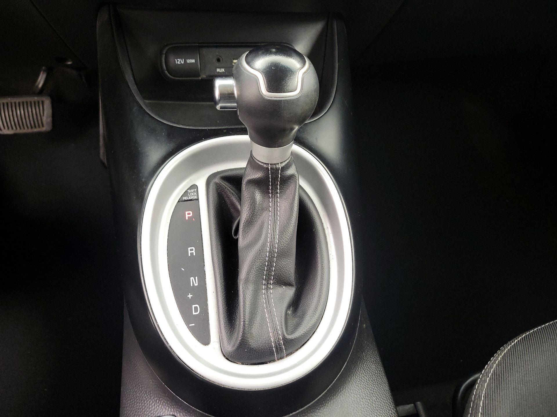 Thumbnail: 2019 Kia Soul - 17