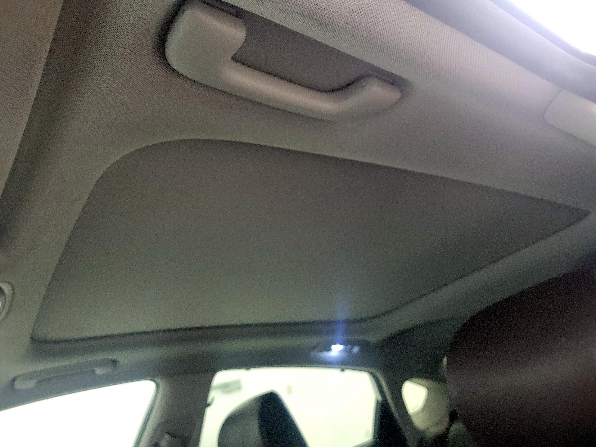 Thumbnail: 2017 Kia Cadenza - 20