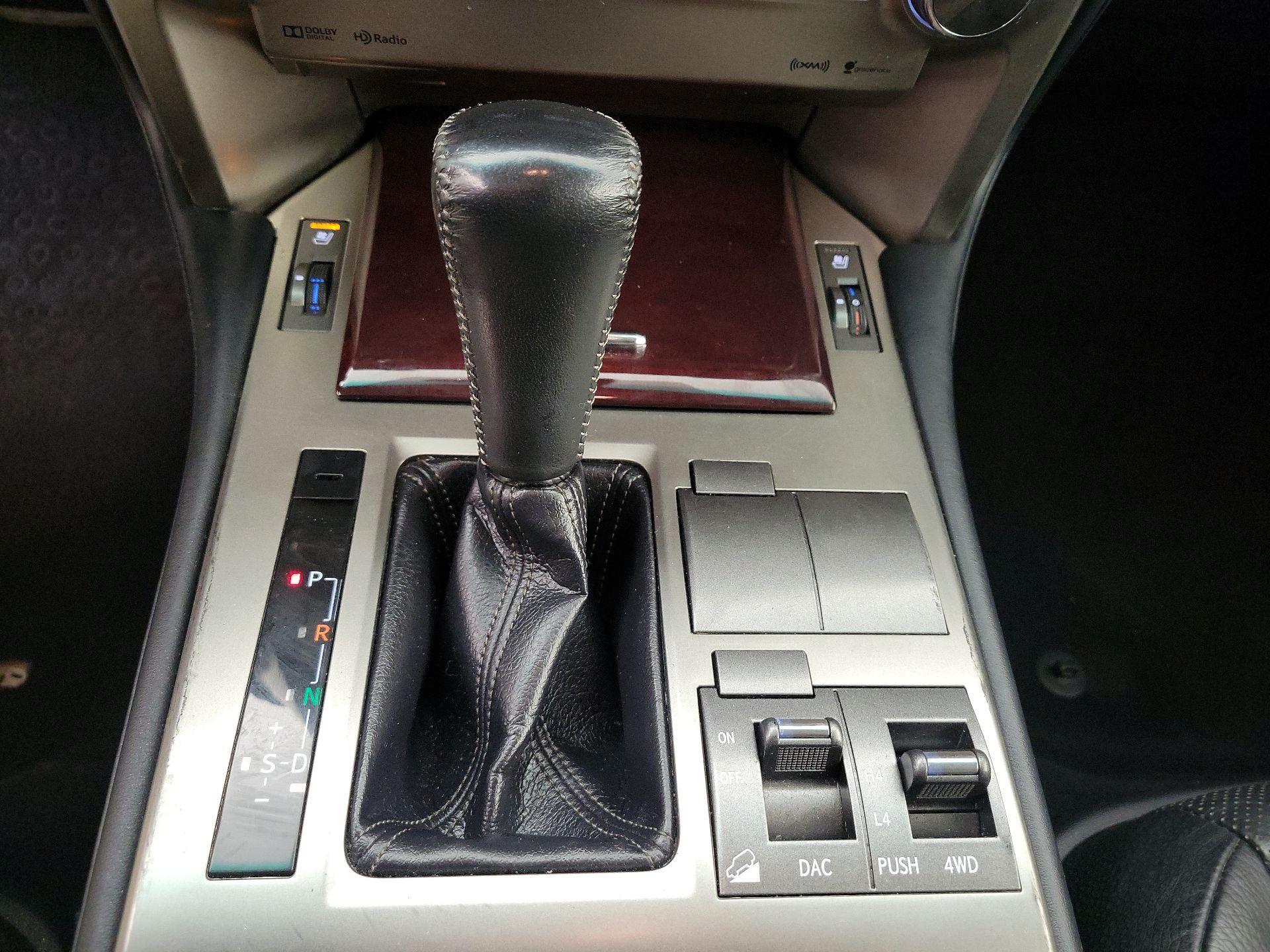 Thumbnail: 2018 Lexus GX - 18