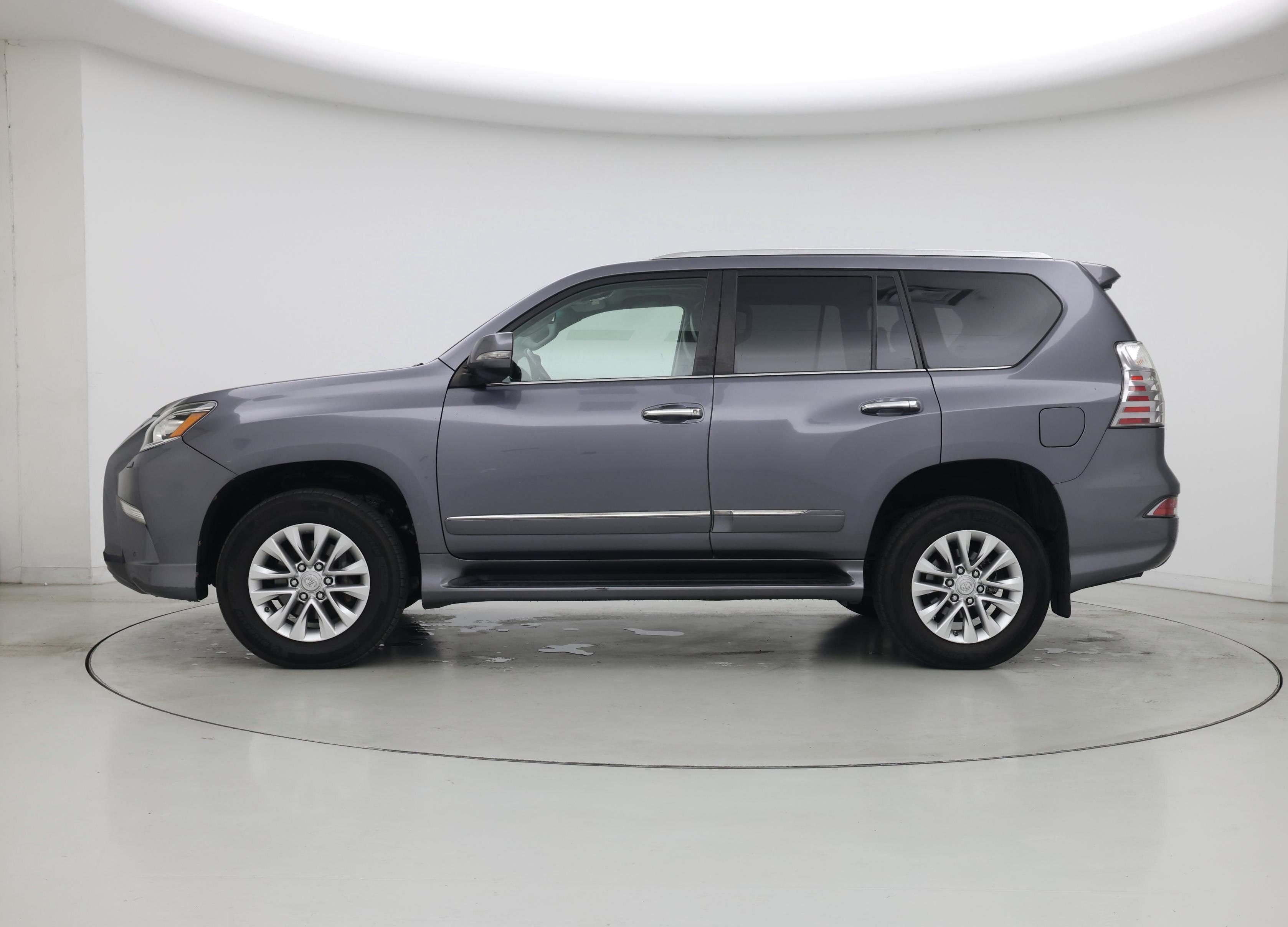 Thumbnail: 2018 Lexus GX - 3