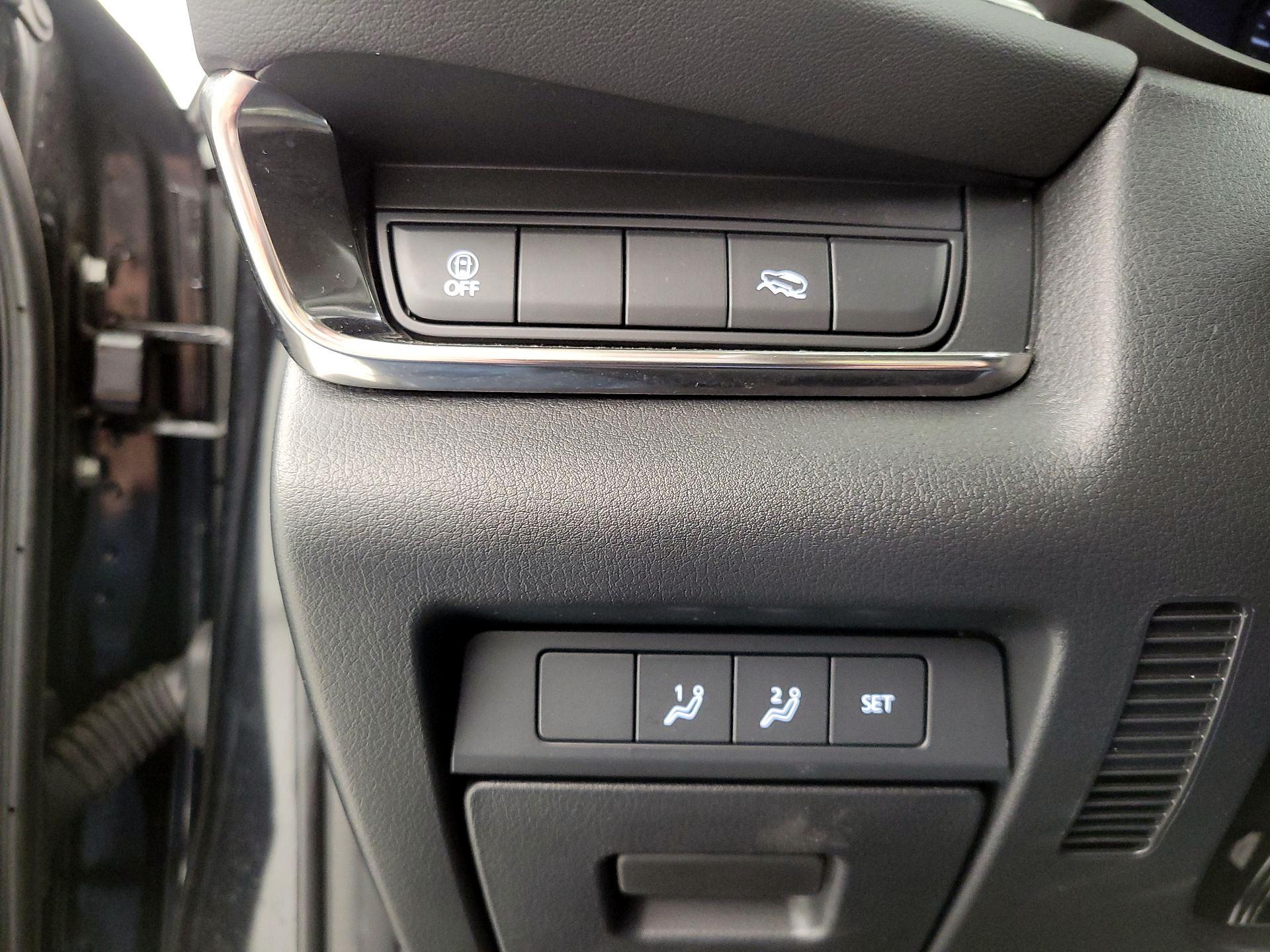 Thumbnail: 2023 Mazda CX-30 - 13