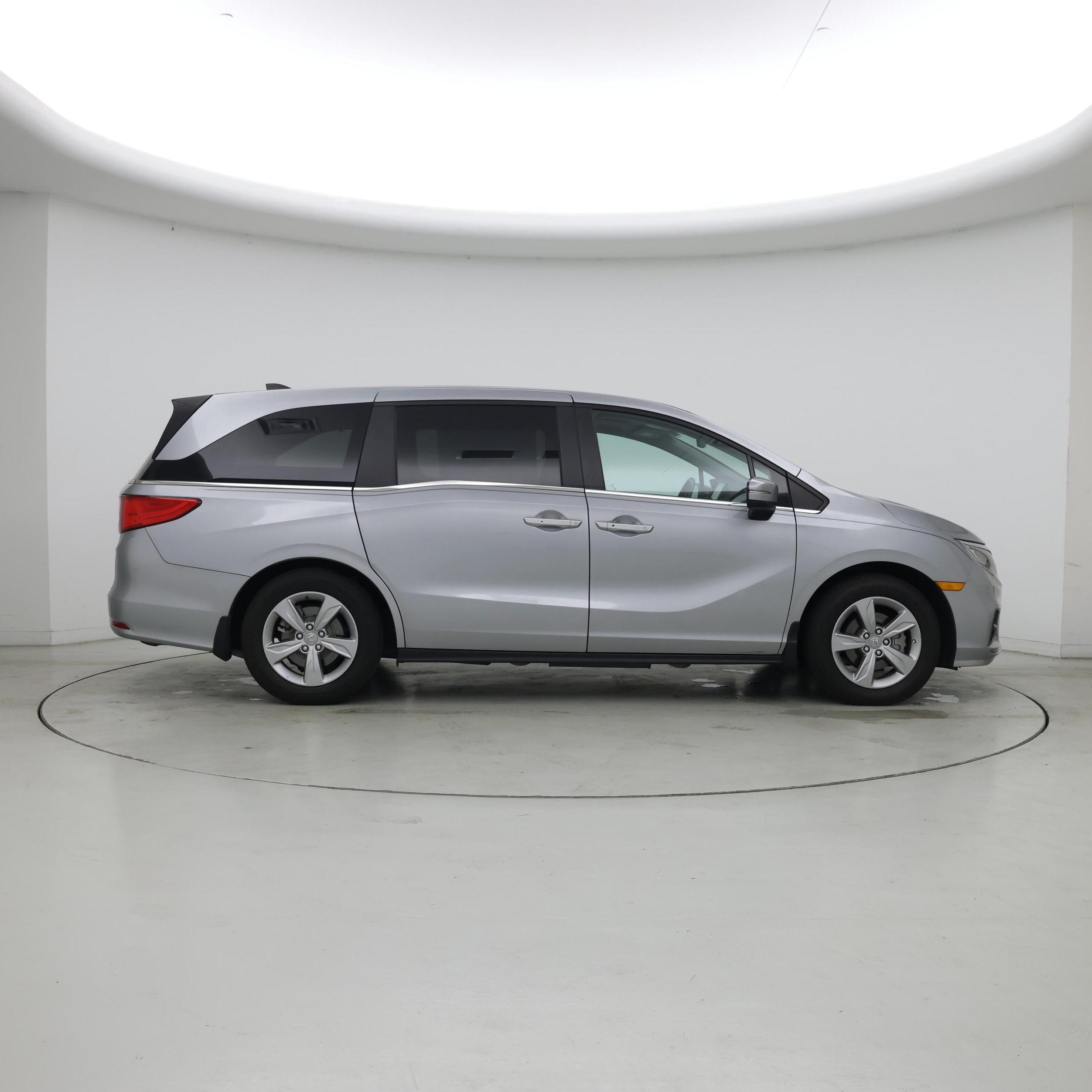 Thumbnail: 2019 Honda Odyssey - 7