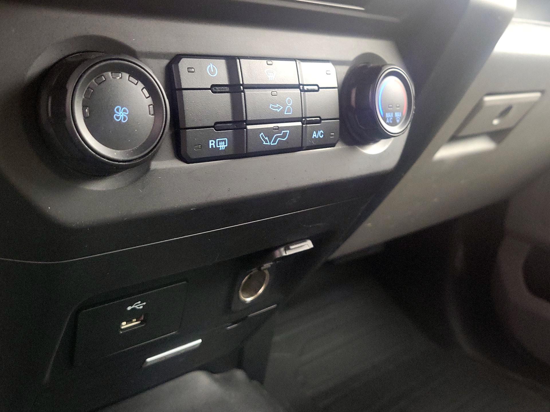 Thumbnail: 2016 Ford F-150 - 15