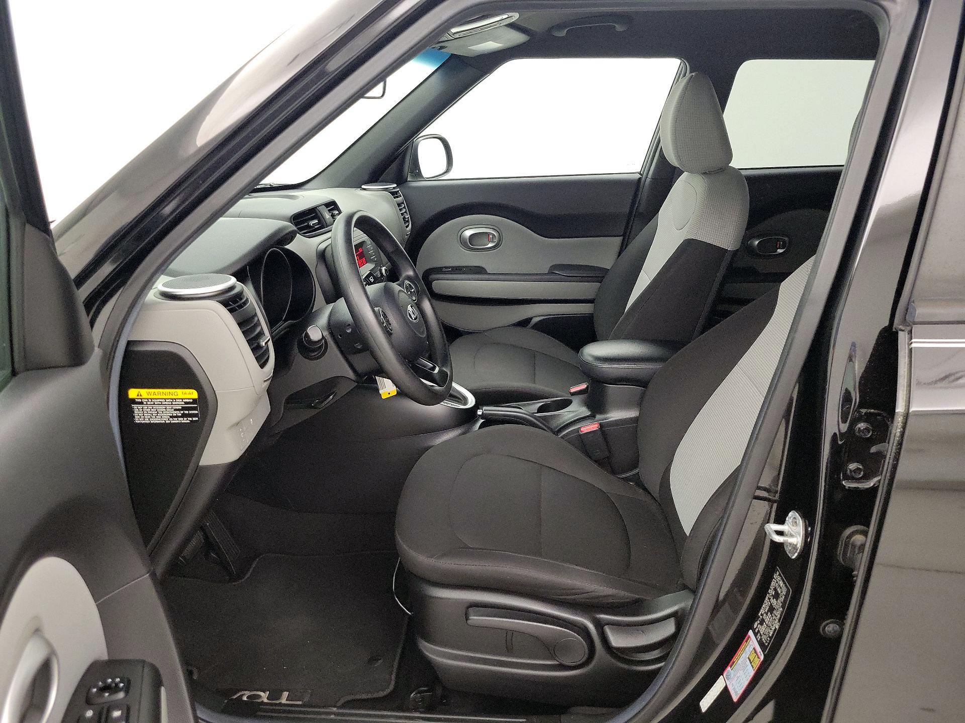 Thumbnail: 2016 Kia Soul - 11