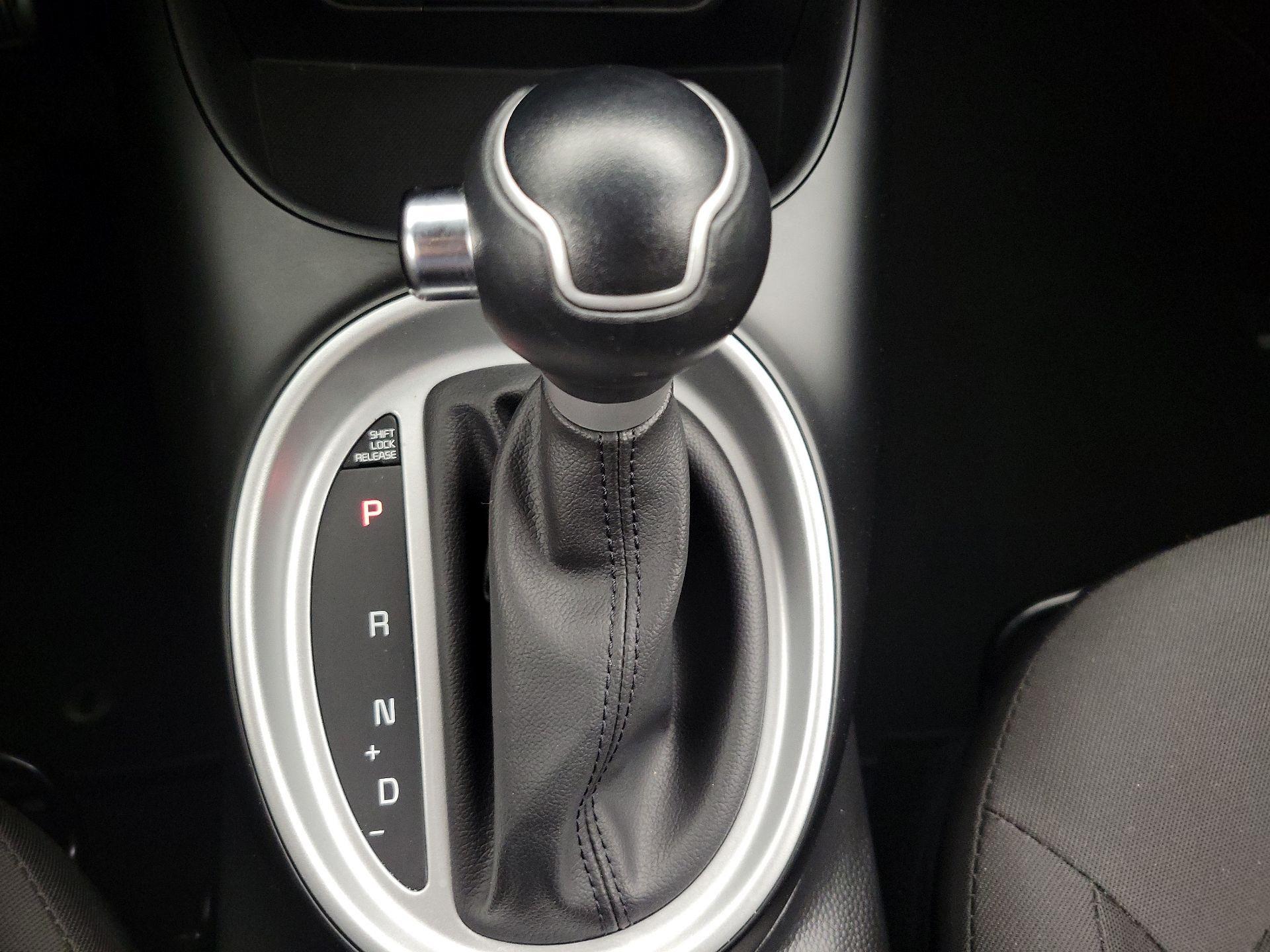 Thumbnail: 2016 Kia Soul - 16