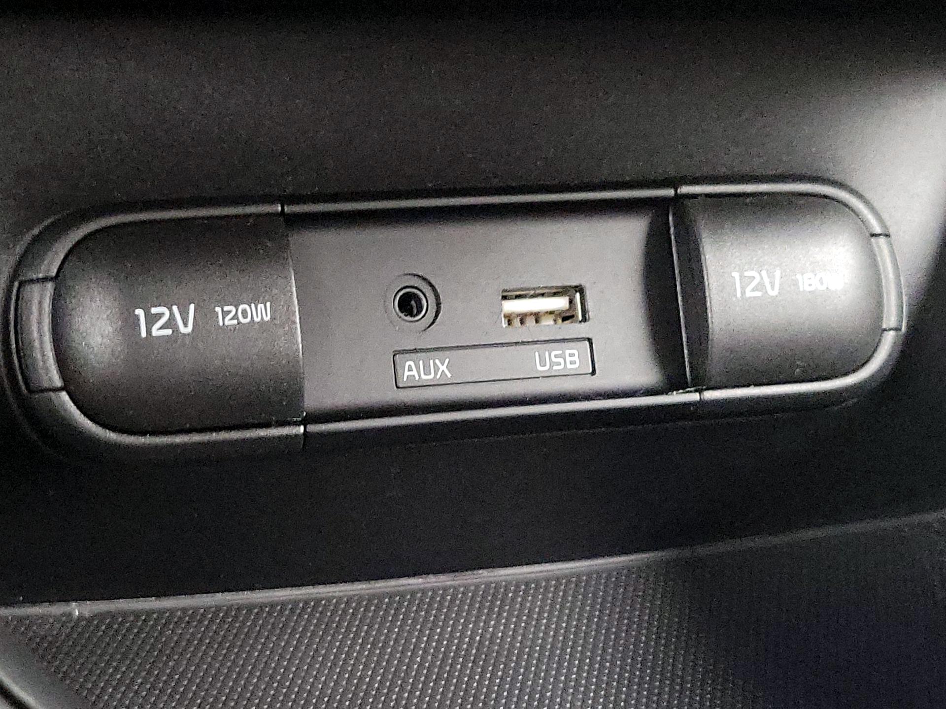 Thumbnail: 2016 Kia Soul - 17