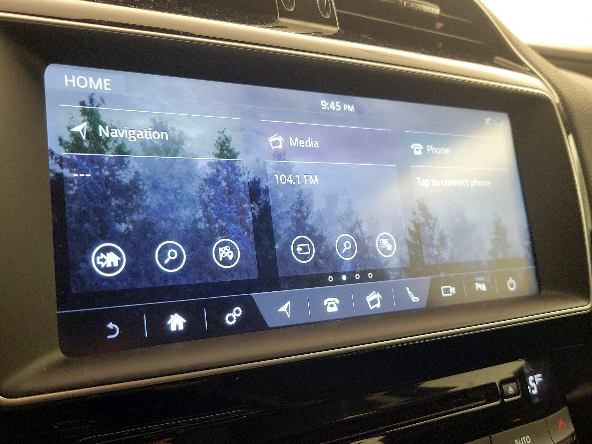 Thumbnail: 2017 Jaguar XE - 16