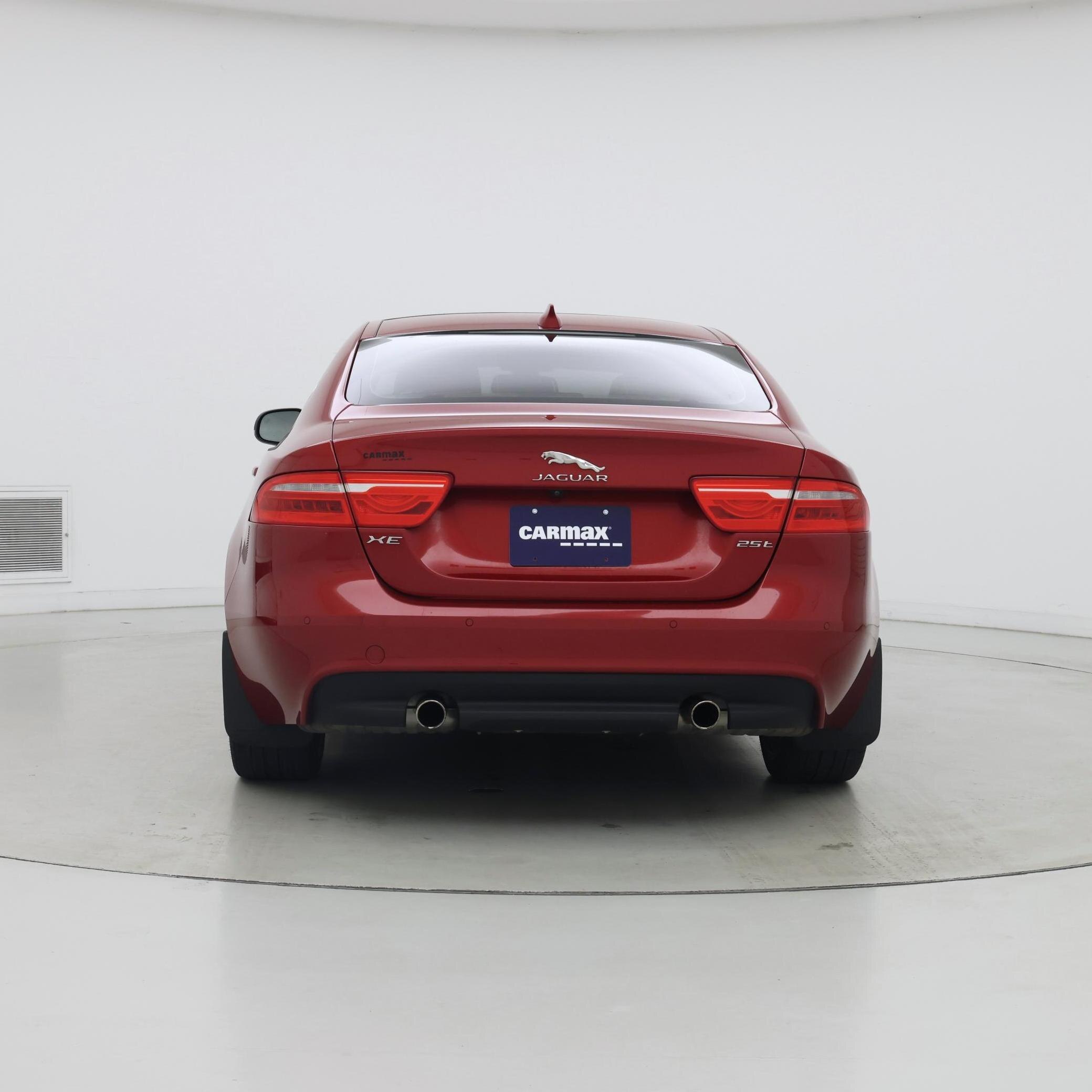 Thumbnail: 2017 Jaguar XE - 6