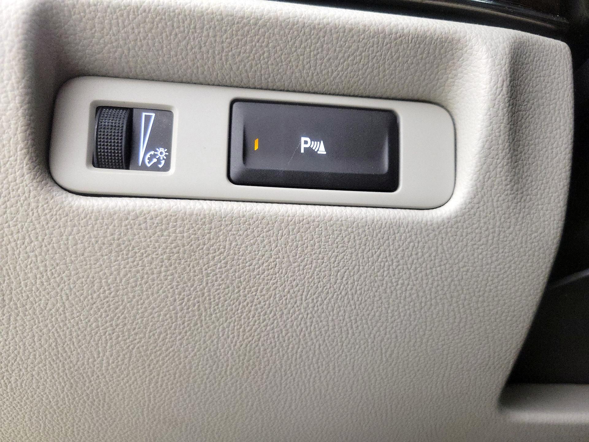 Thumbnail: 2014 Cadillac ATS - 13