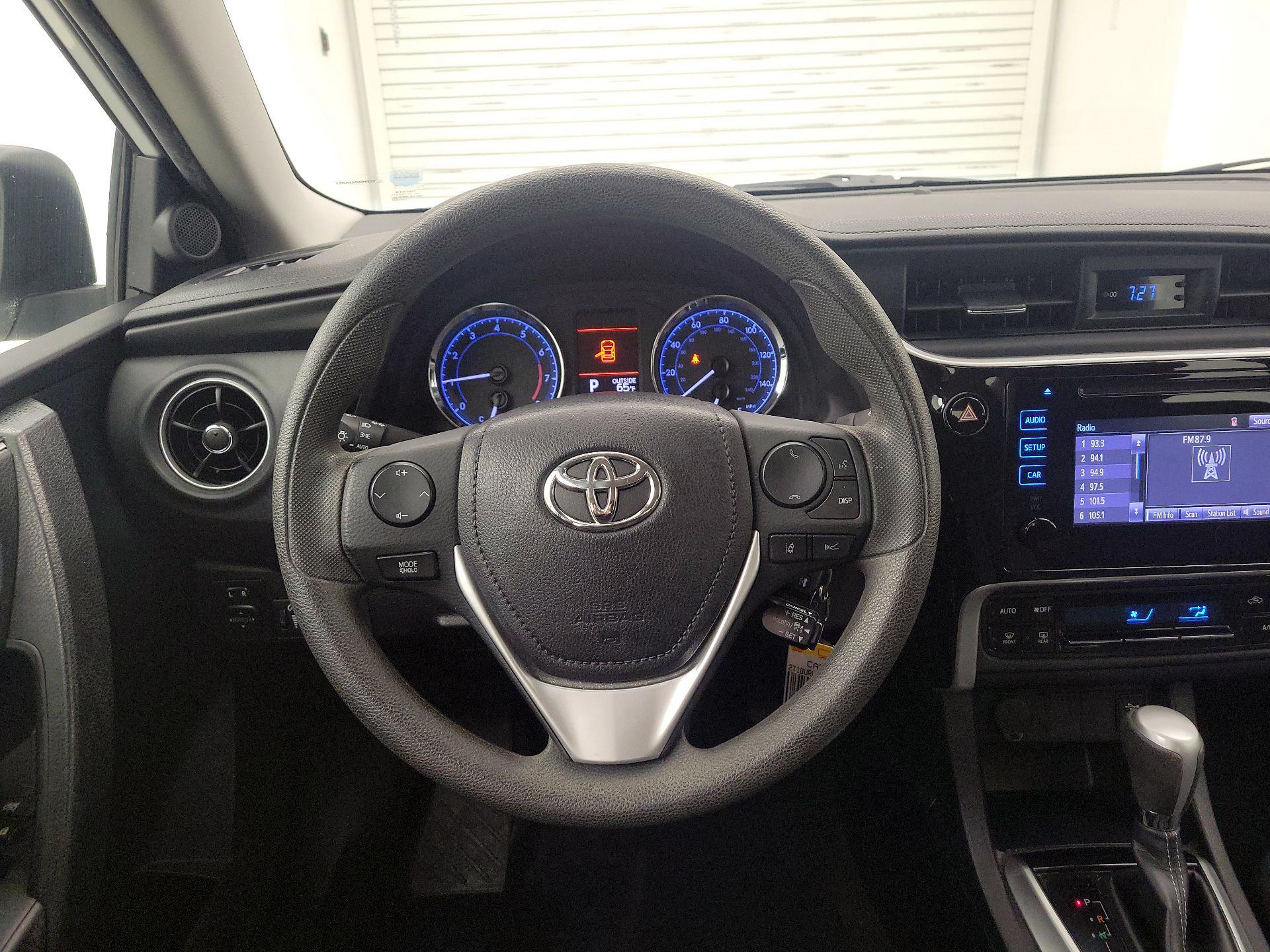 Thumbnail: 2018 Toyota Corolla - 10