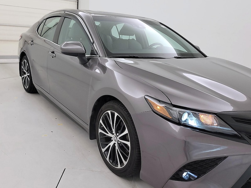 2018 Toyota Camry SE -
                  Ocala, FL