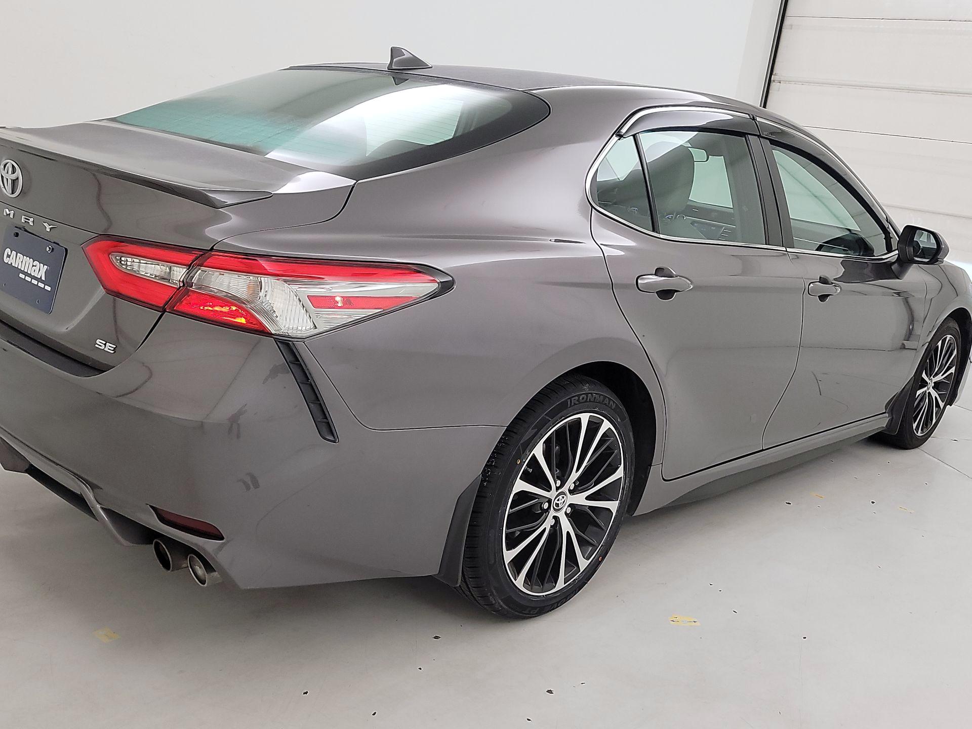 Thumbnail: 2018 Toyota Camry - 5