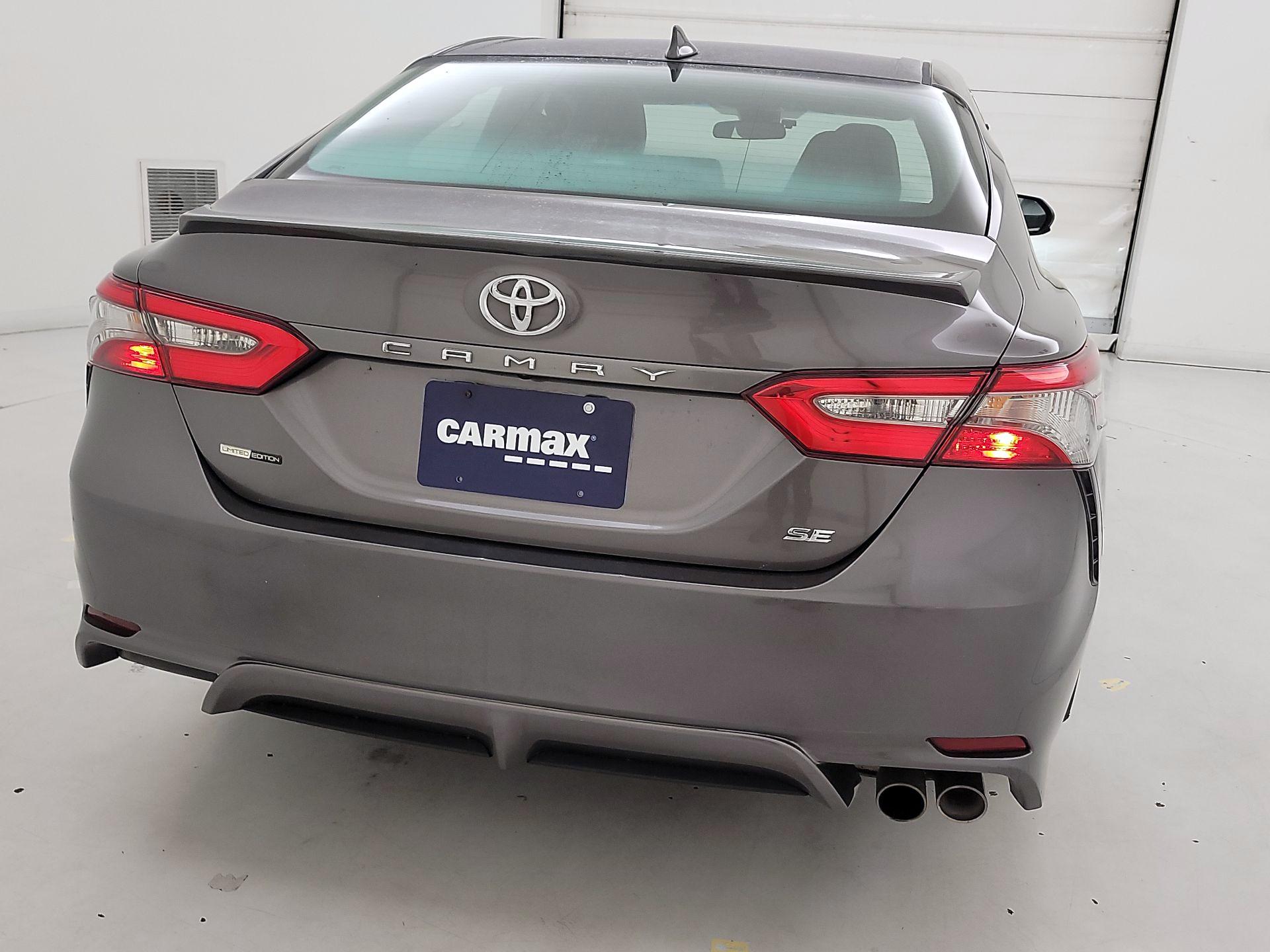 Thumbnail: 2018 Toyota Camry - 6